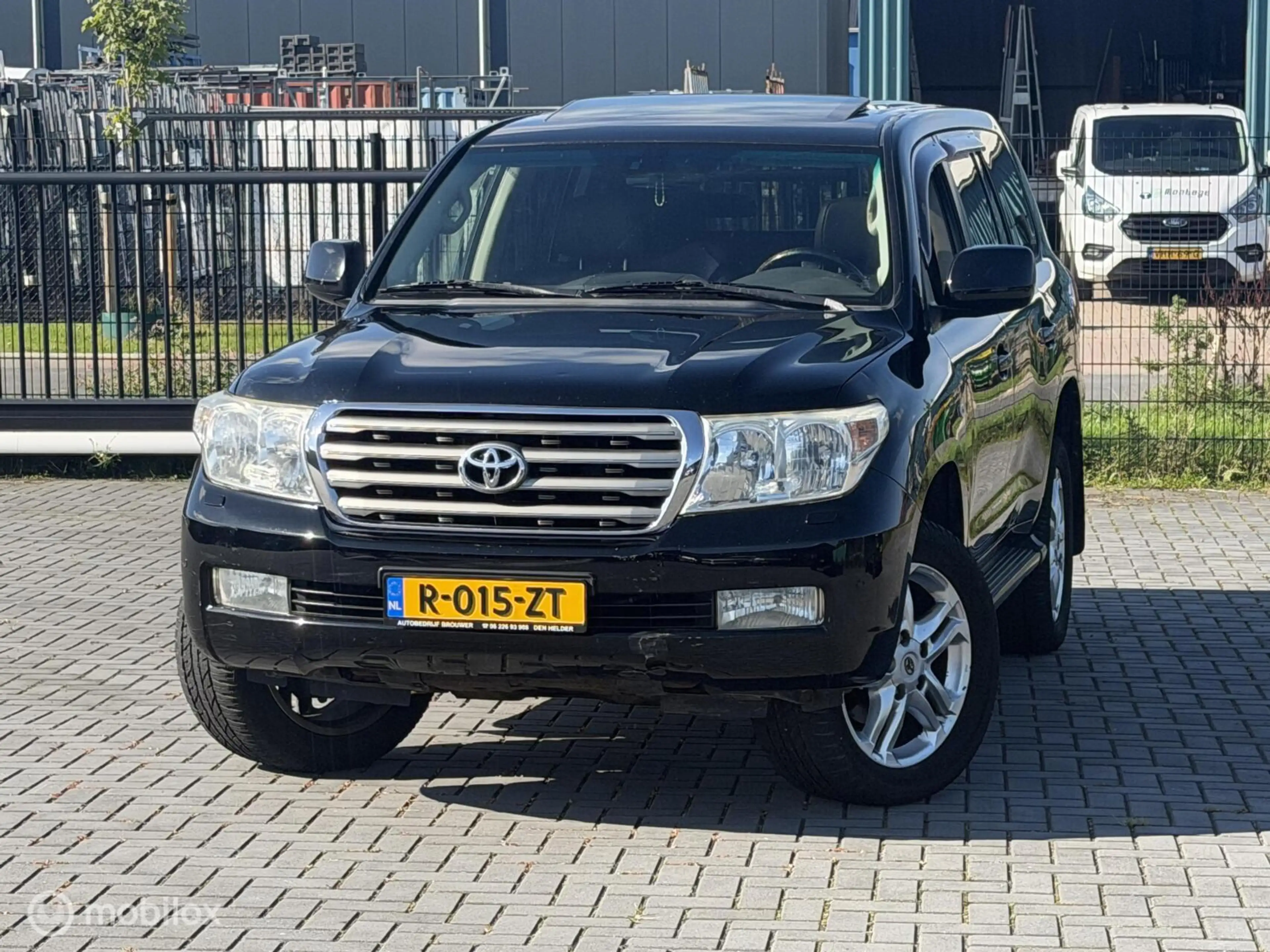 Toyota Land Cruiser LandCruiser V8 4.5 D-4D Executive 7p. — photo 10