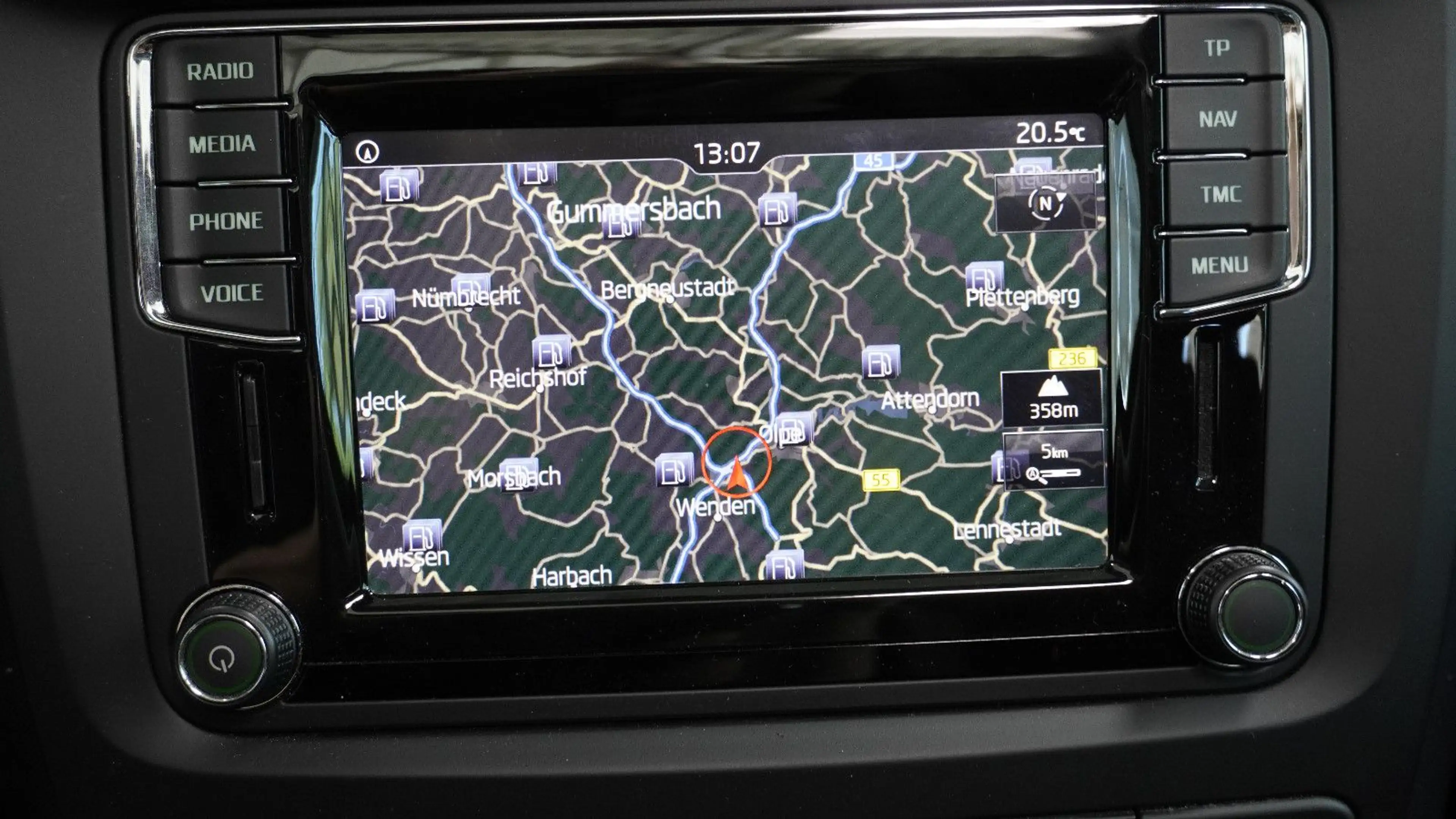 Skoda Yeti Ambition Outdoor 4x4*AHK*PANO*NAVI*DAB* — photo 13