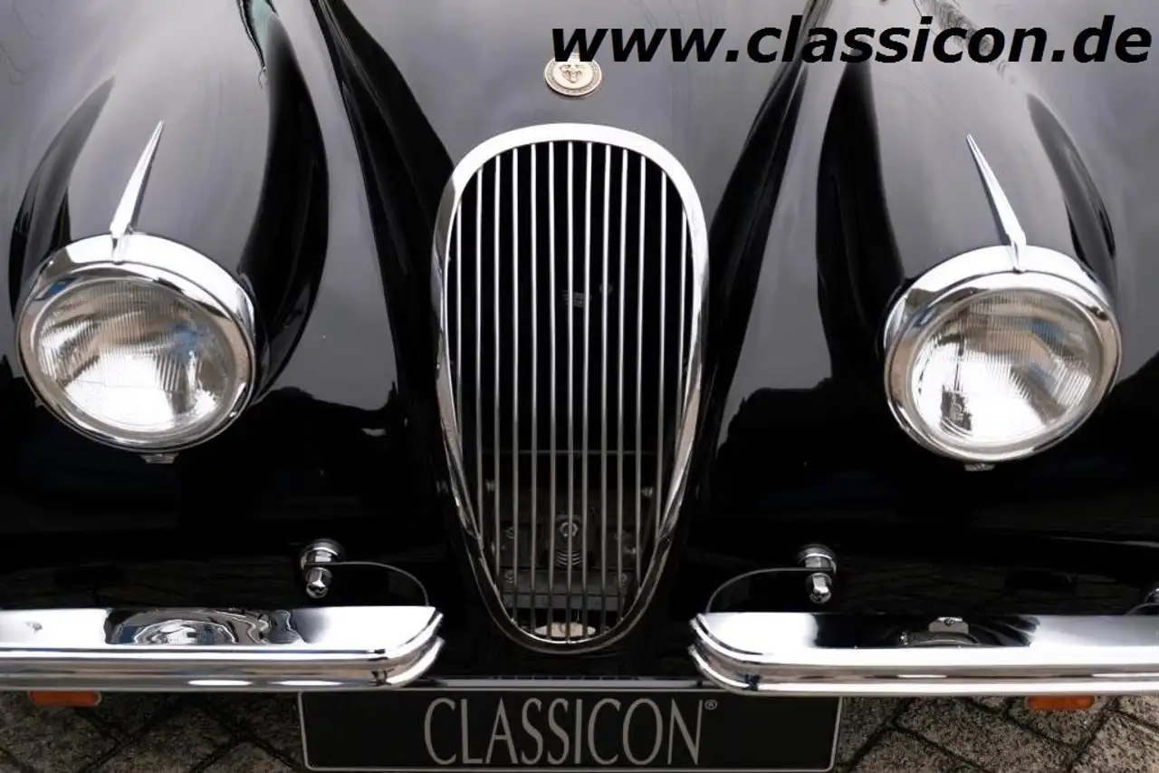Jaguar XK
