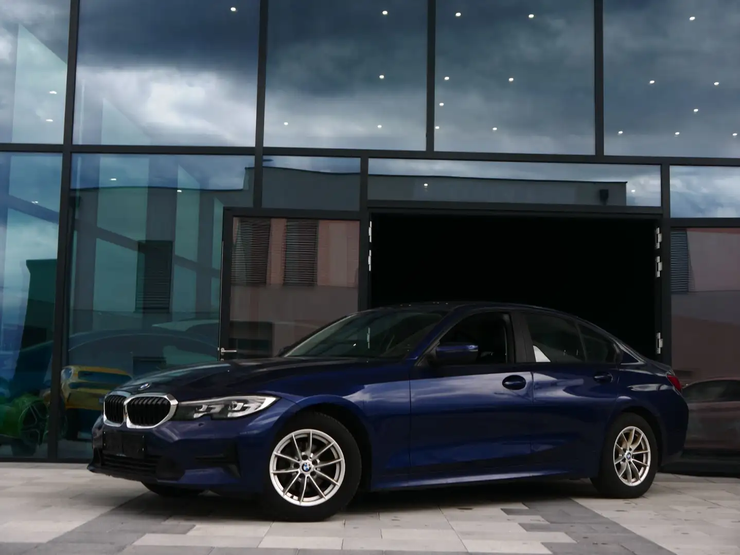 BMW 318 d Aut. *Export / Bastler / Händler* Blau - 1