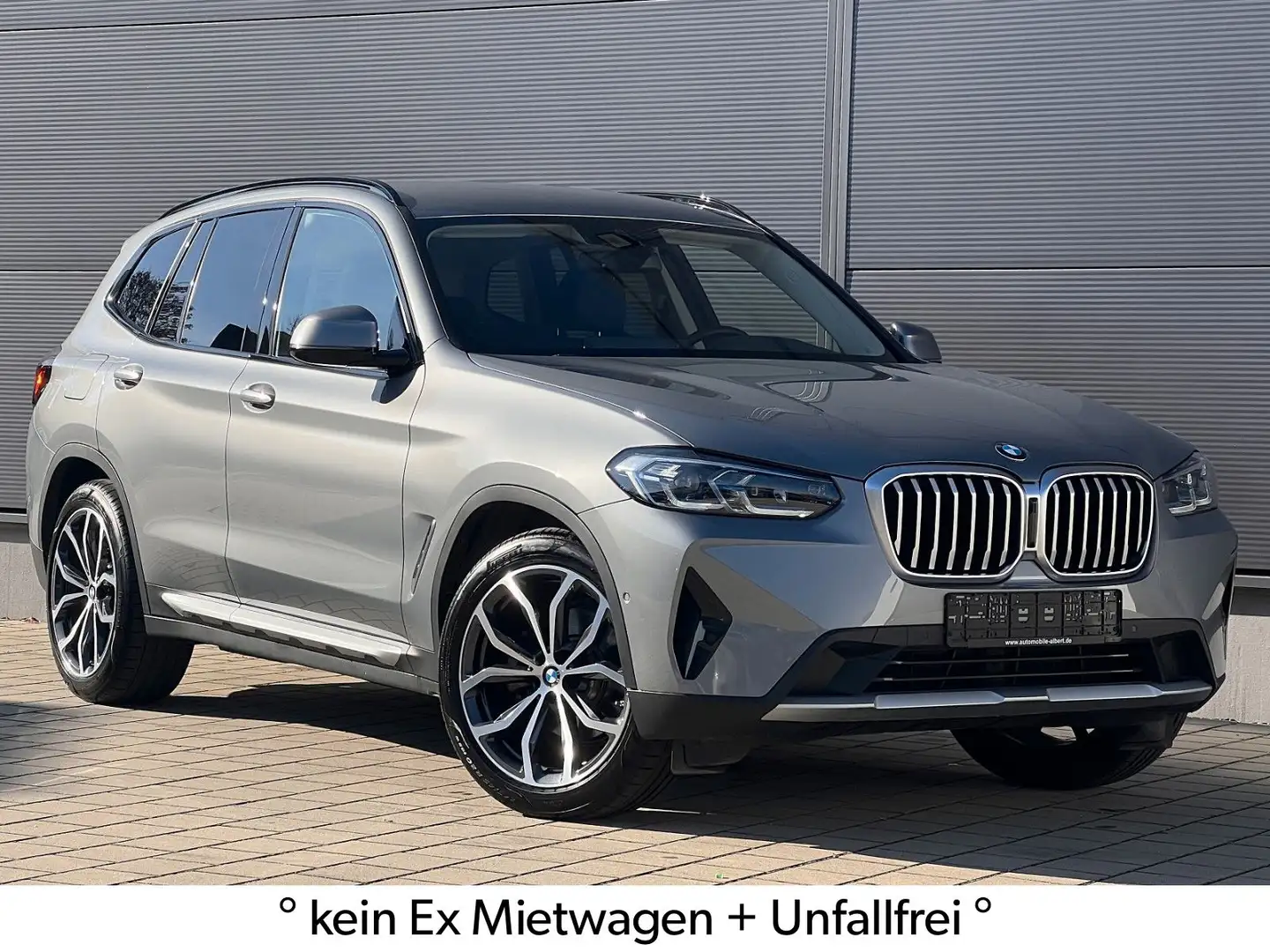 BMW X3 xDrive 20d*DriveAsist*AHK*Laser*HUD*Keyless* Grau - 1