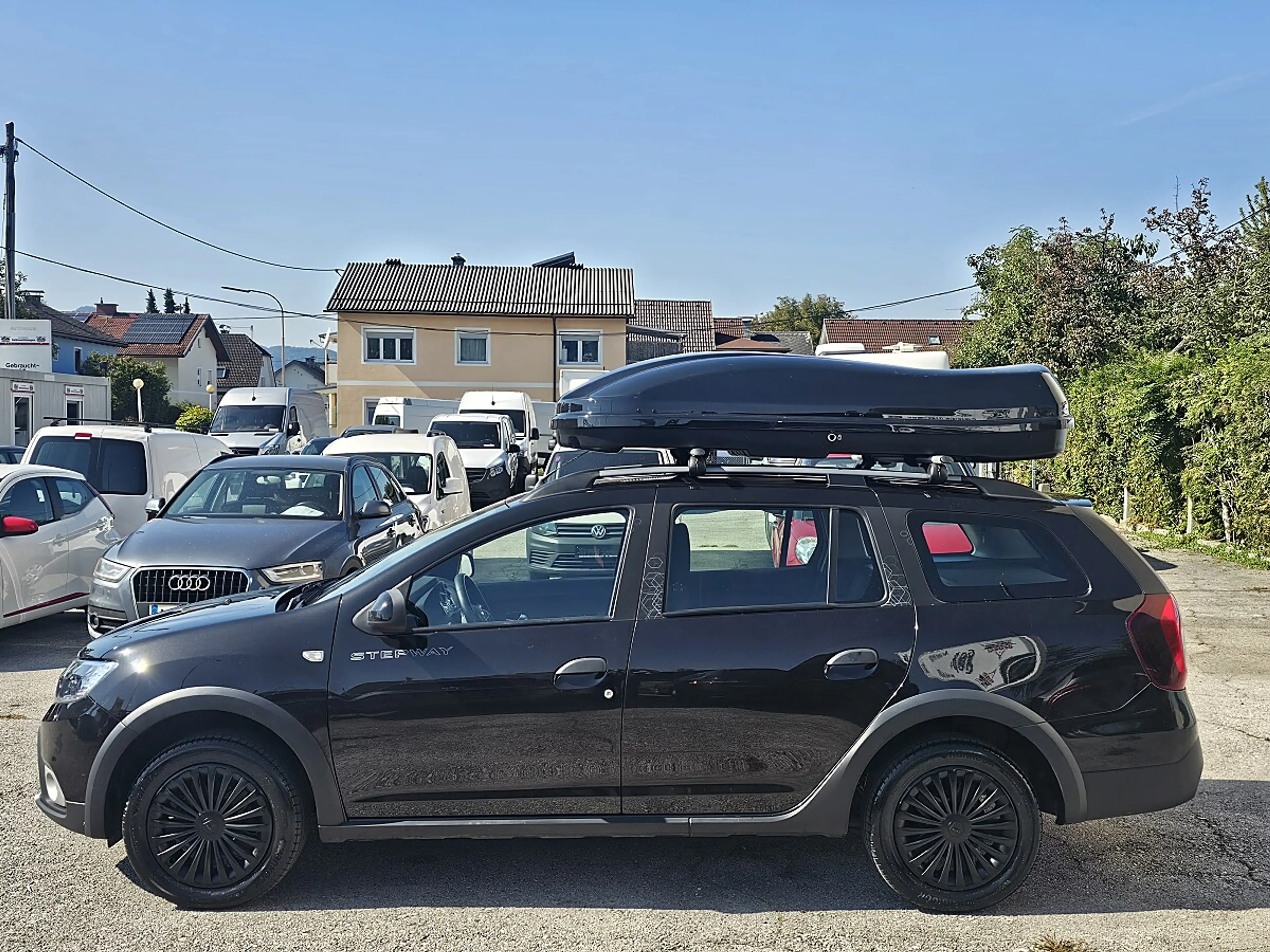 Dacia Logan MCV Celebration TCe 90 1-Hand Pickerl+Service-N... — photo 14