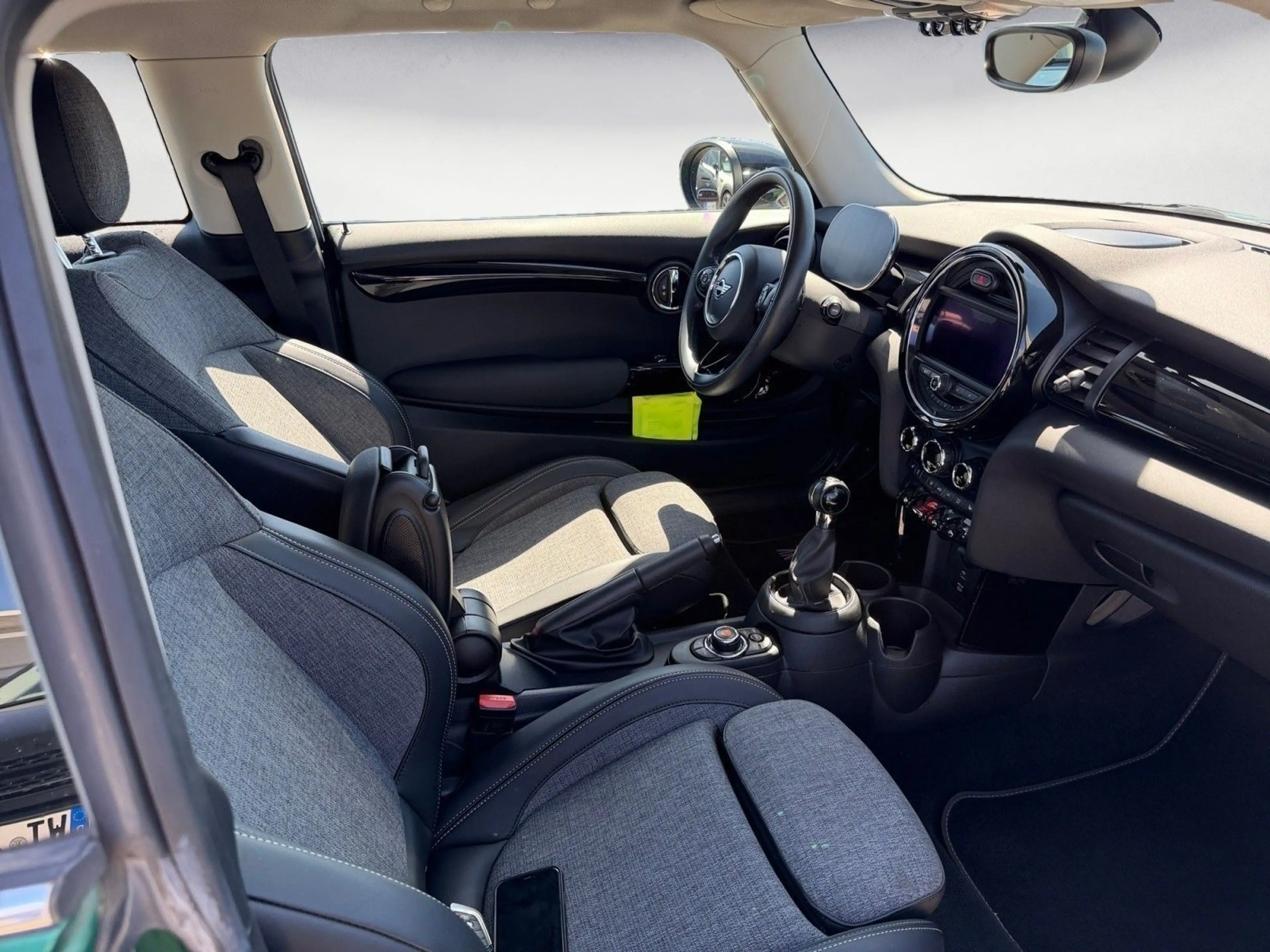 MINI Cooper S Navi Klima PDC Panorama Sportsitze Sitz — photo 5