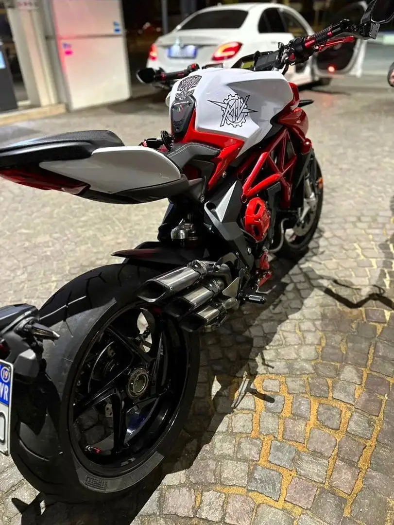 MV Agusta Brutale 800 EAS ABS Weiß - 1