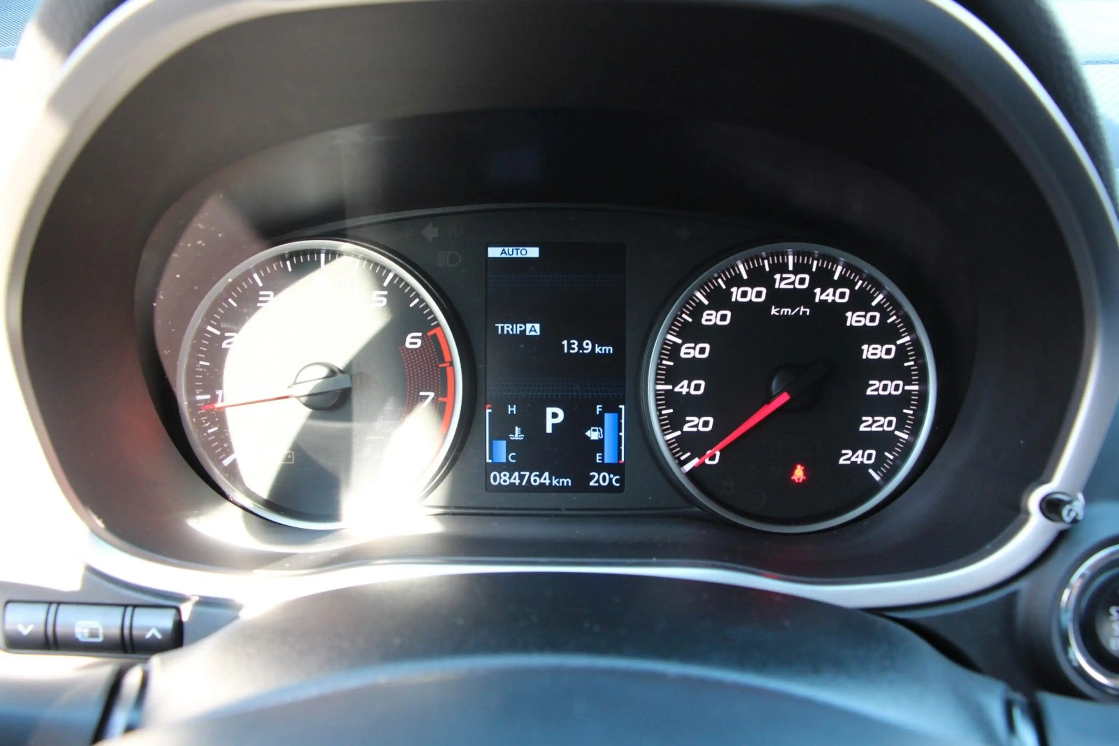 Mitsubishi Eclipse Cross Active+ 4WD /02009 — photo 13