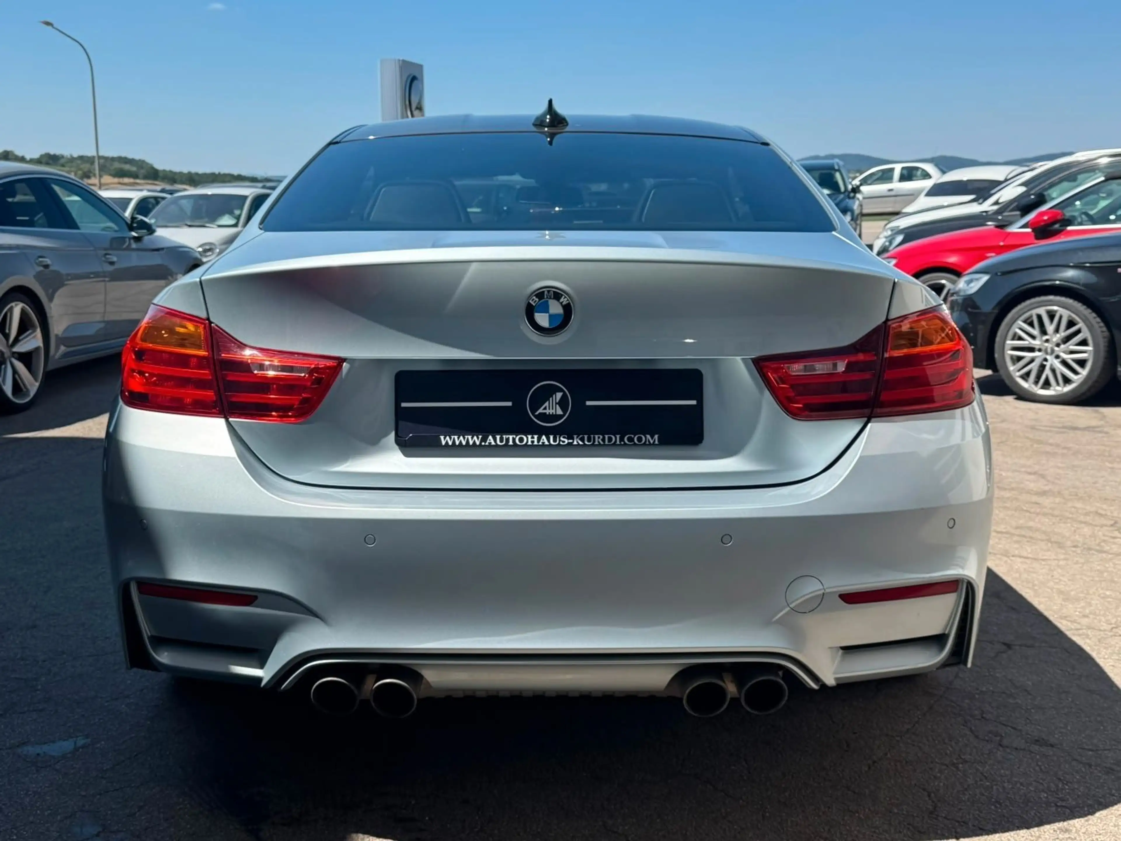 BMW M4 DKG Coupe LED MEMO CARBON NAVI 19" UNFALLFREI — photo 7