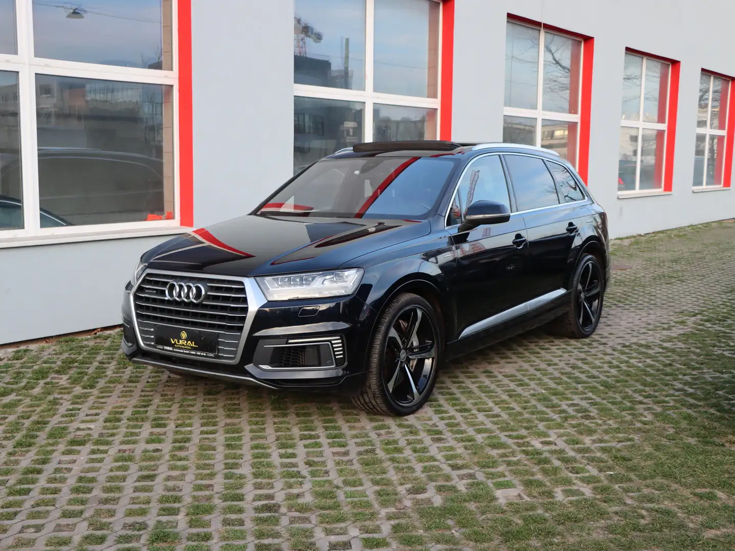 Audi Q7 3.0 TDI  | Panorama | Matrix | 3x S-Line | AHK | Blau - 2
