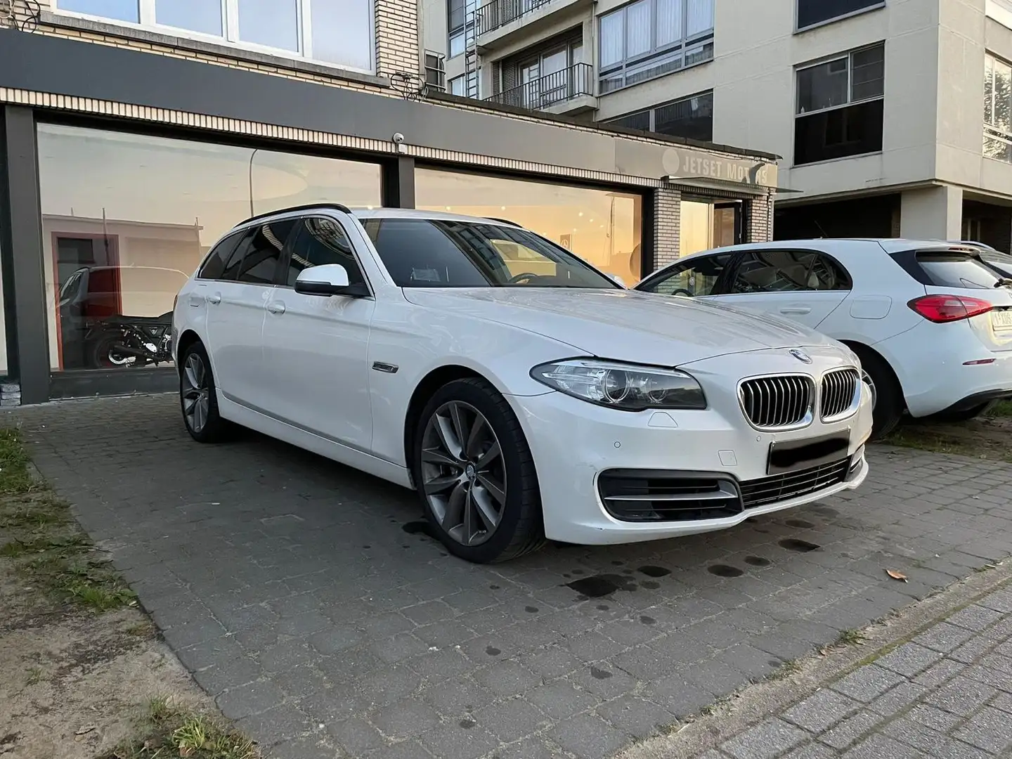 BMW 518 518d Touring Luxury Line Blanc - 1