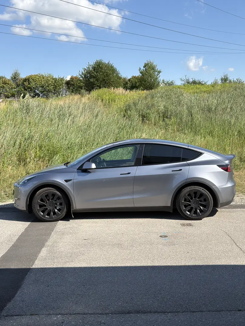 Tesla Model Y Long Range AWD 79kWh - 1