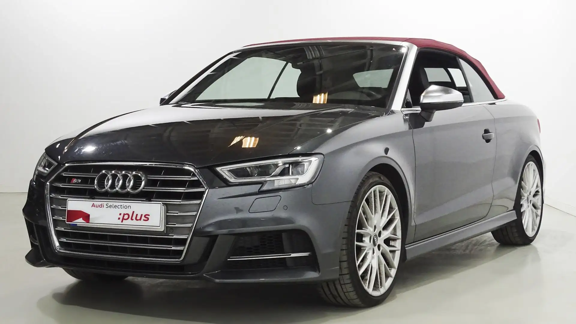Audi S3 Cabrio 2.0 TFSI quattro S tronic 228kW Grey - 1