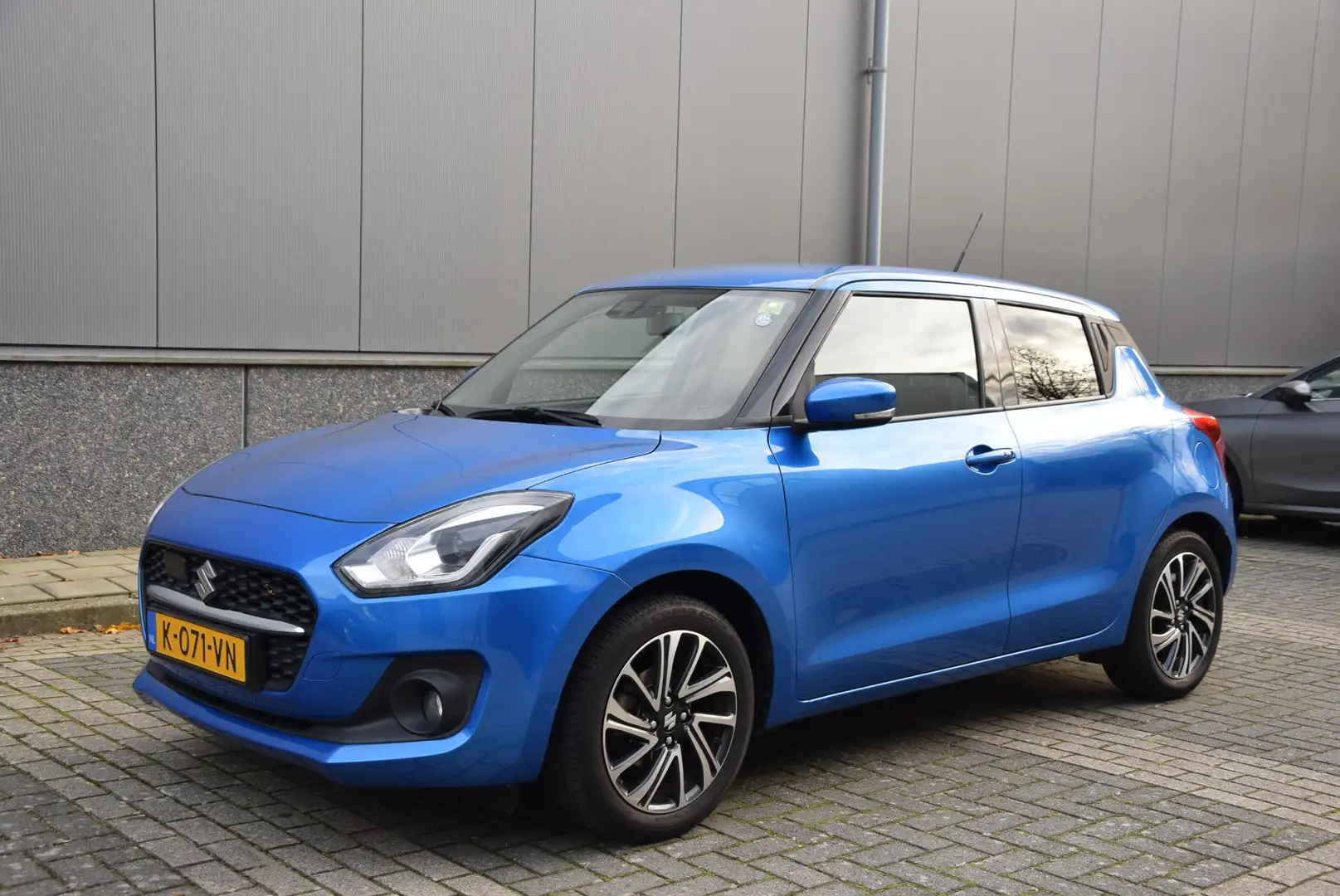 Suzuki Swift 1.2 Style Smart Hybrid | 1e eigenaar | Trekhaak | Blau - 2
