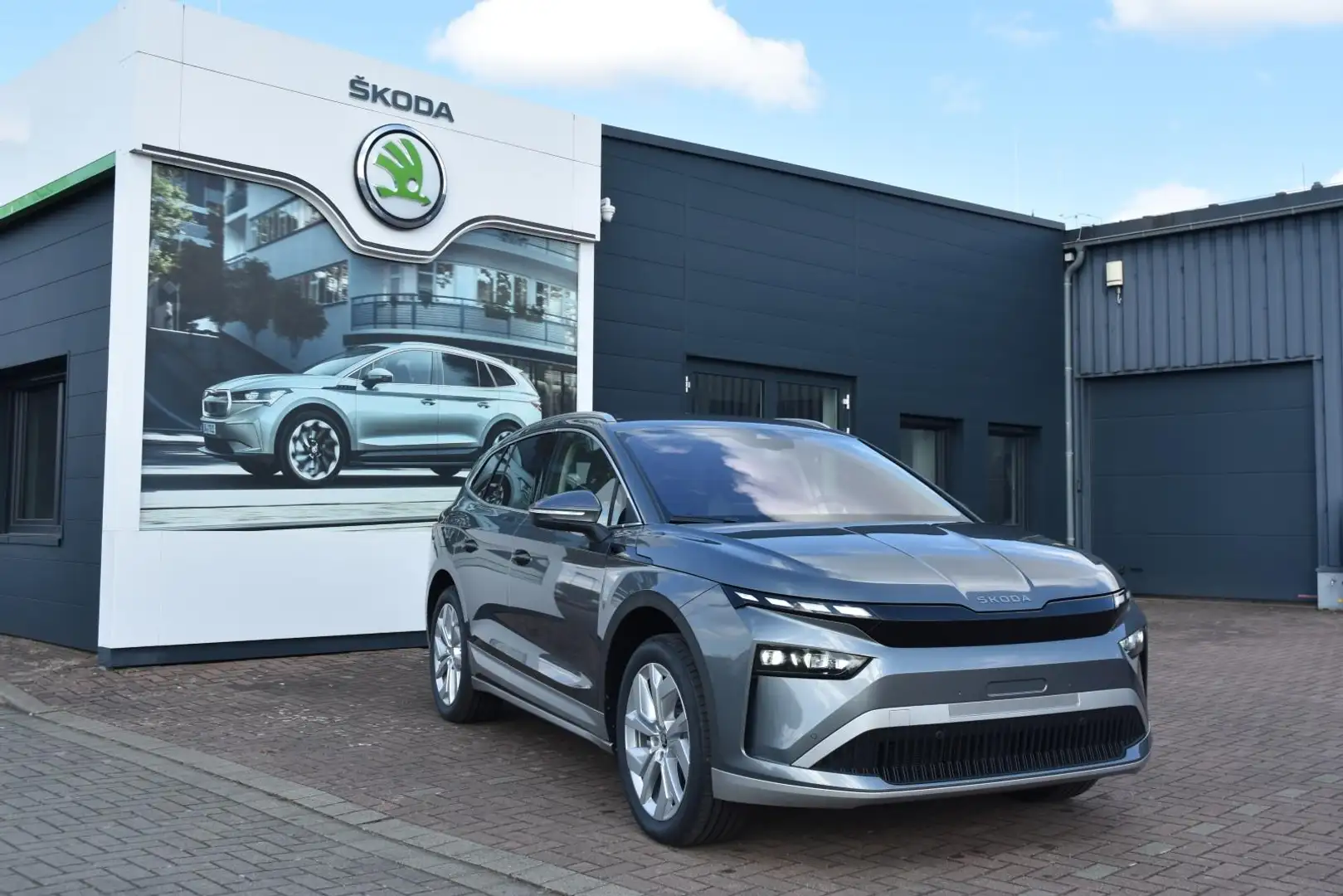 Skoda Enyaq Loft *Der neue Skoda Enyaq Facelift* Gri - 2