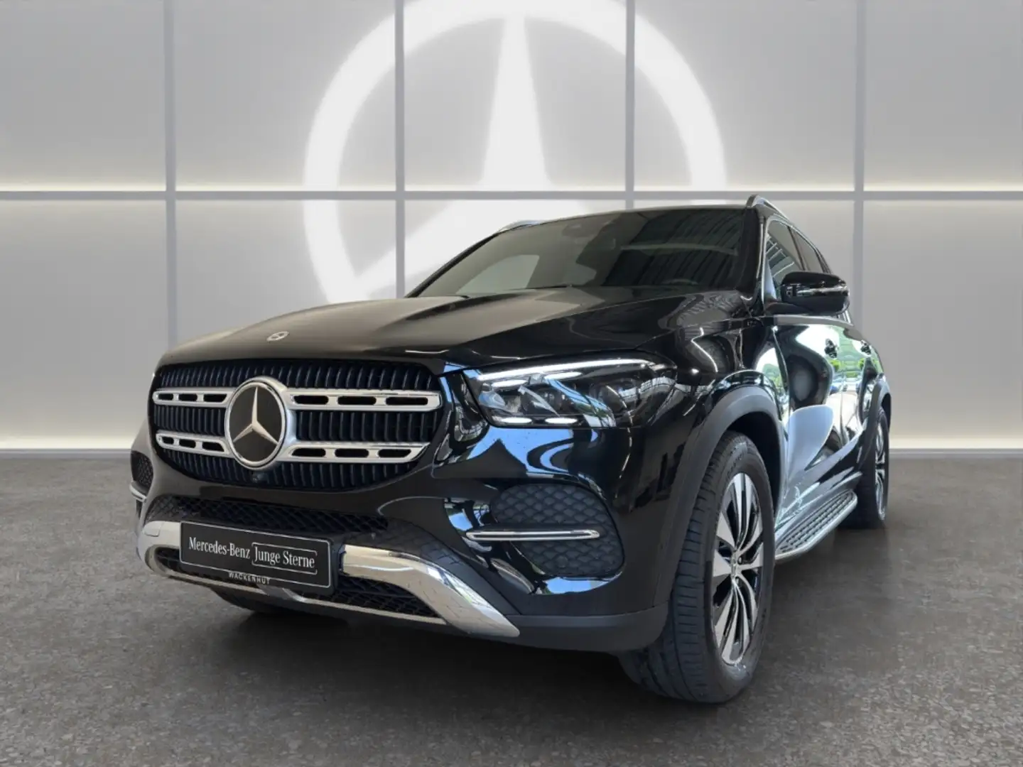 Mercedes-Benz GLE 300 d 4M AHK+AIRM+PANO+STDHZ+DIST+MULTI+360° Schwarz - 2