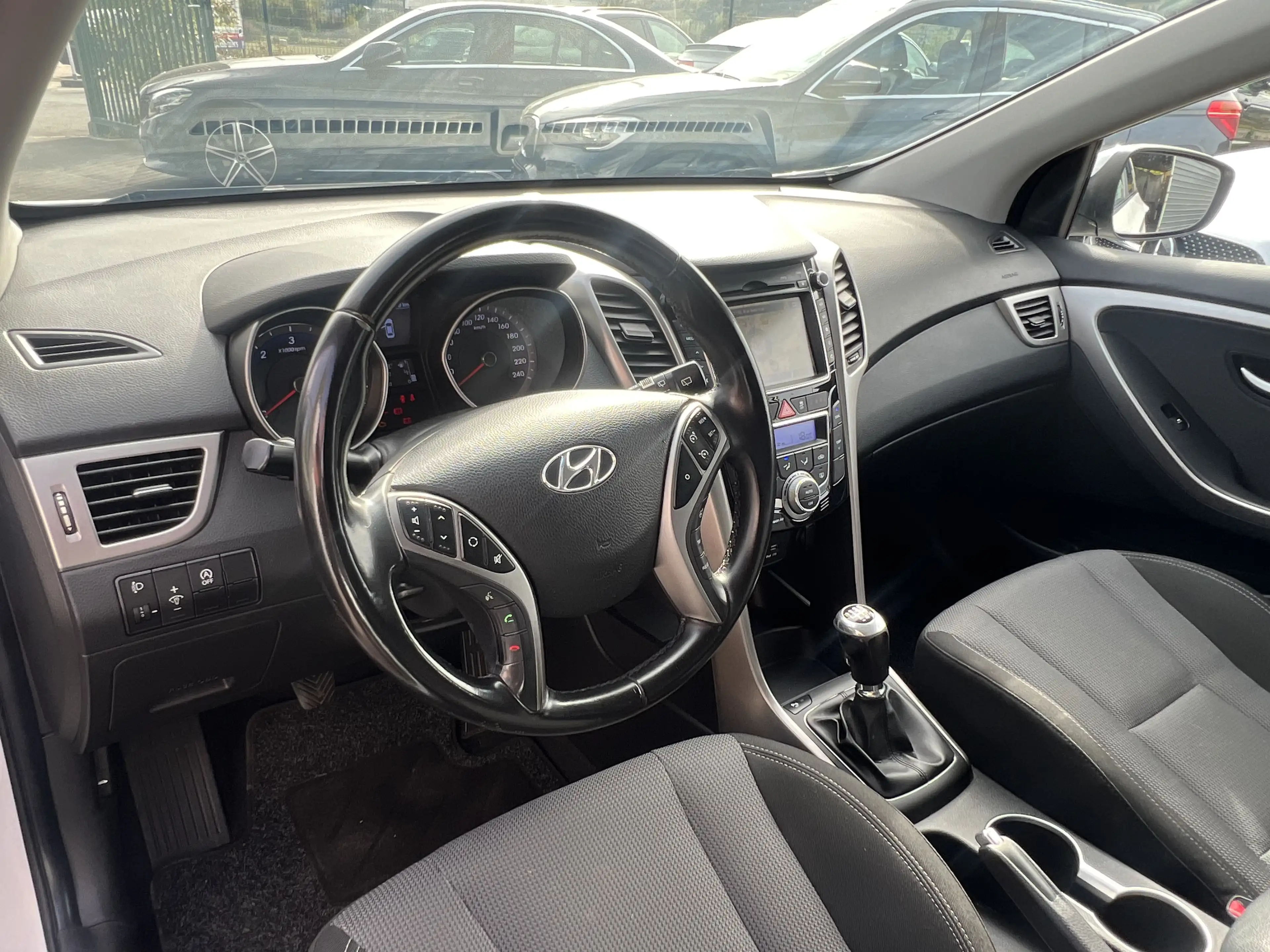 Hyundai i30 1.6 CRDi 110CV INTUITIVE — photo 14