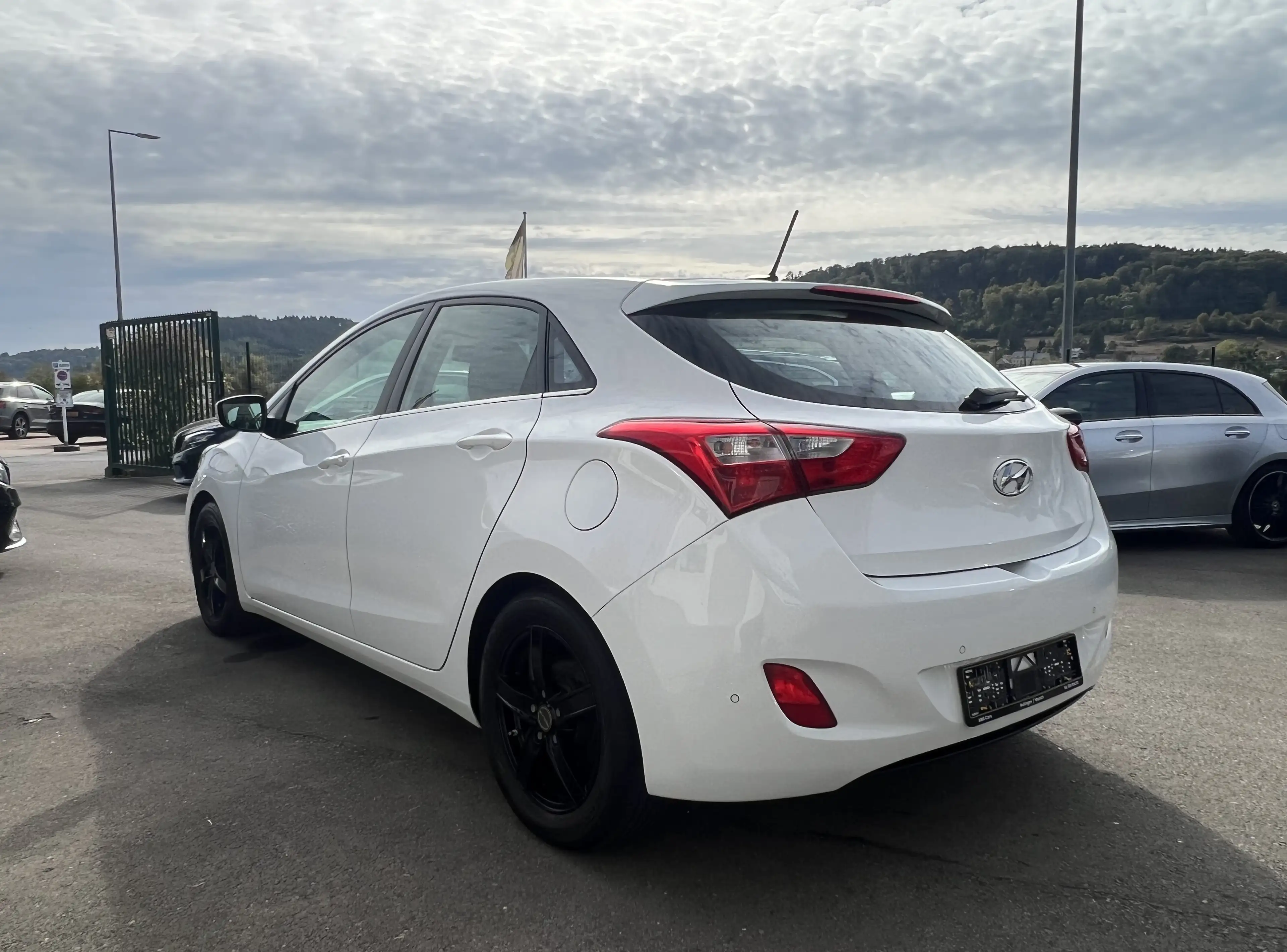 Hyundai i30 1.6 CRDi 110CV INTUITIVE — photo 2