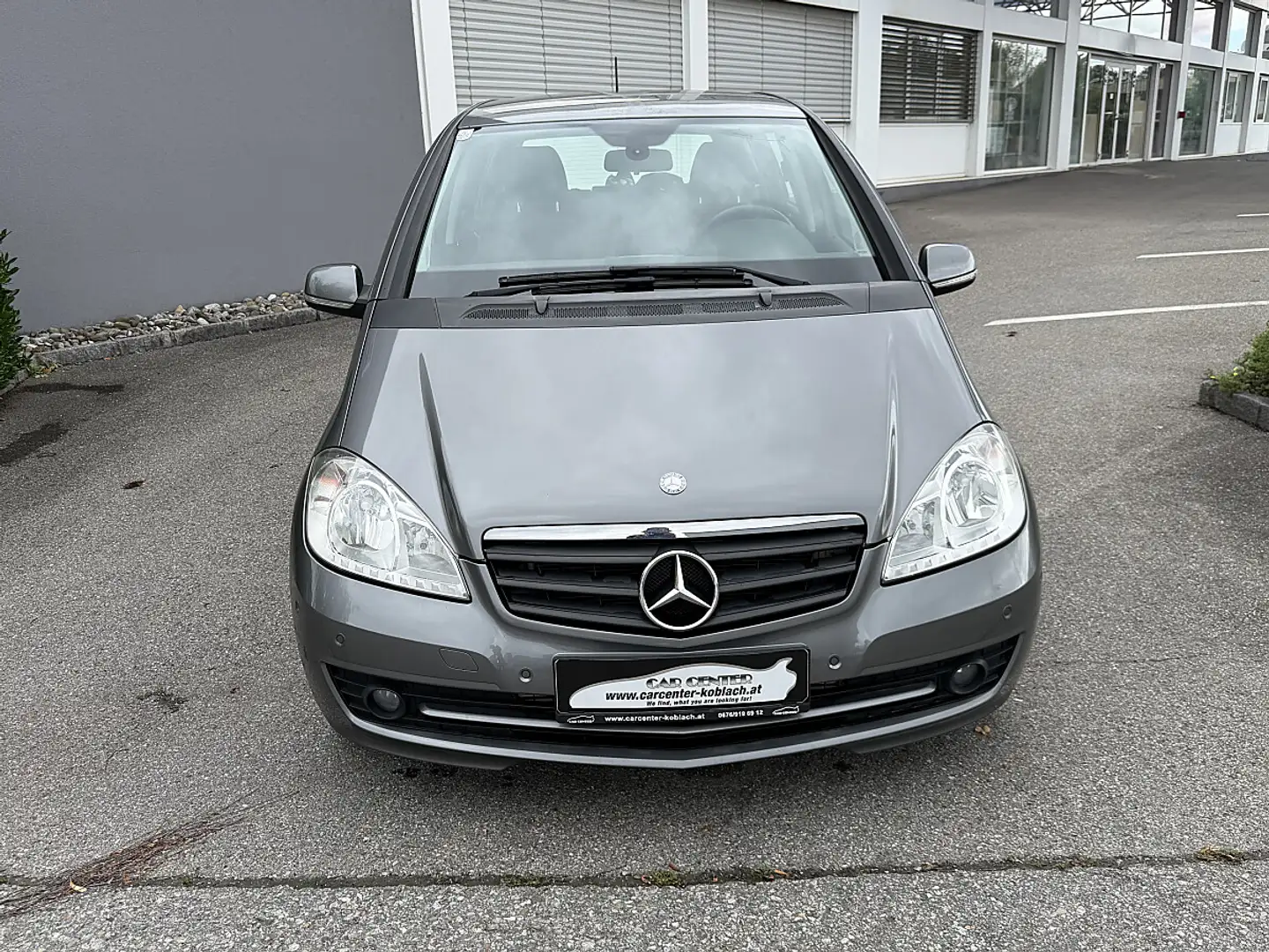 Mercedes-Benz A 180 Avantgarde A-Edition CDI Grau - 2