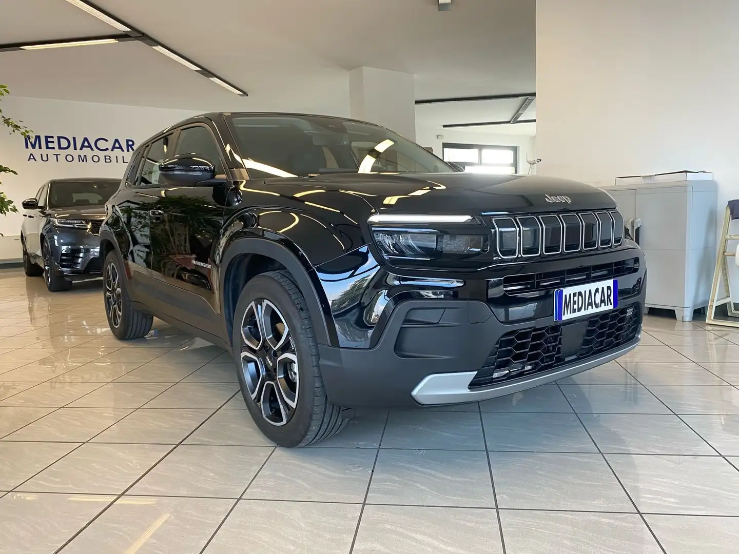 Jeep Avenger 1.2 turbo Attitudie pack led&style fwd 100cv (NEOP Nero - 1