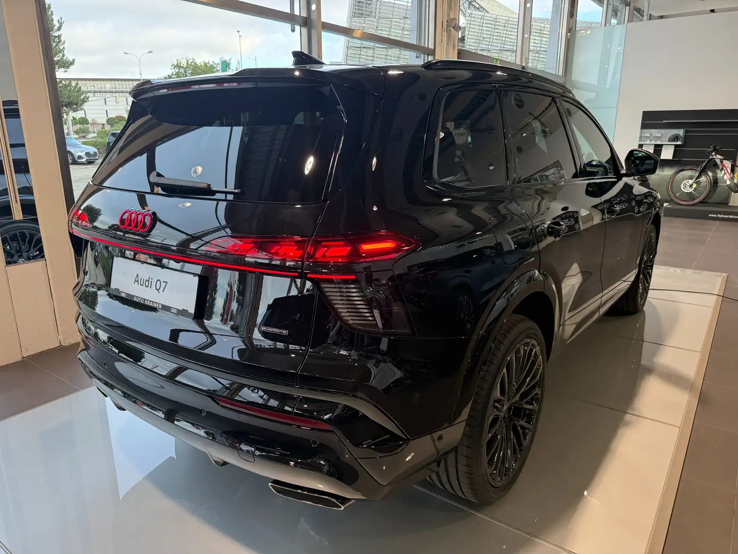Audi Q7 TDI quattro 220 kW 7-Sitze 2027* Schwarz - 2