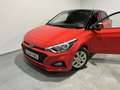 Hyundai i20 1.2 MPI Essence LE Rot - thumbnail 3