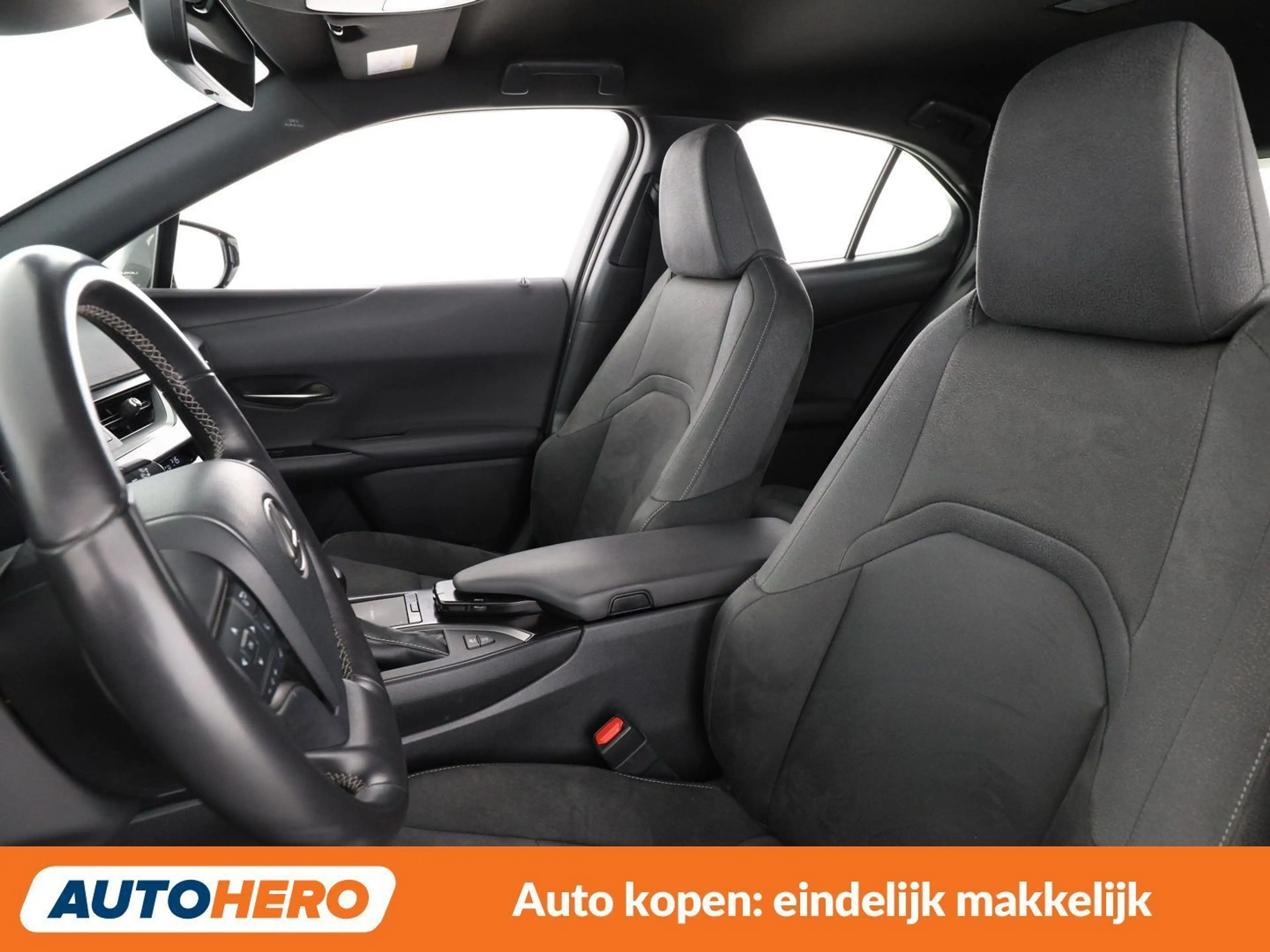 Lexus UX 250h UX 250h Pack Confort Business — photo 10