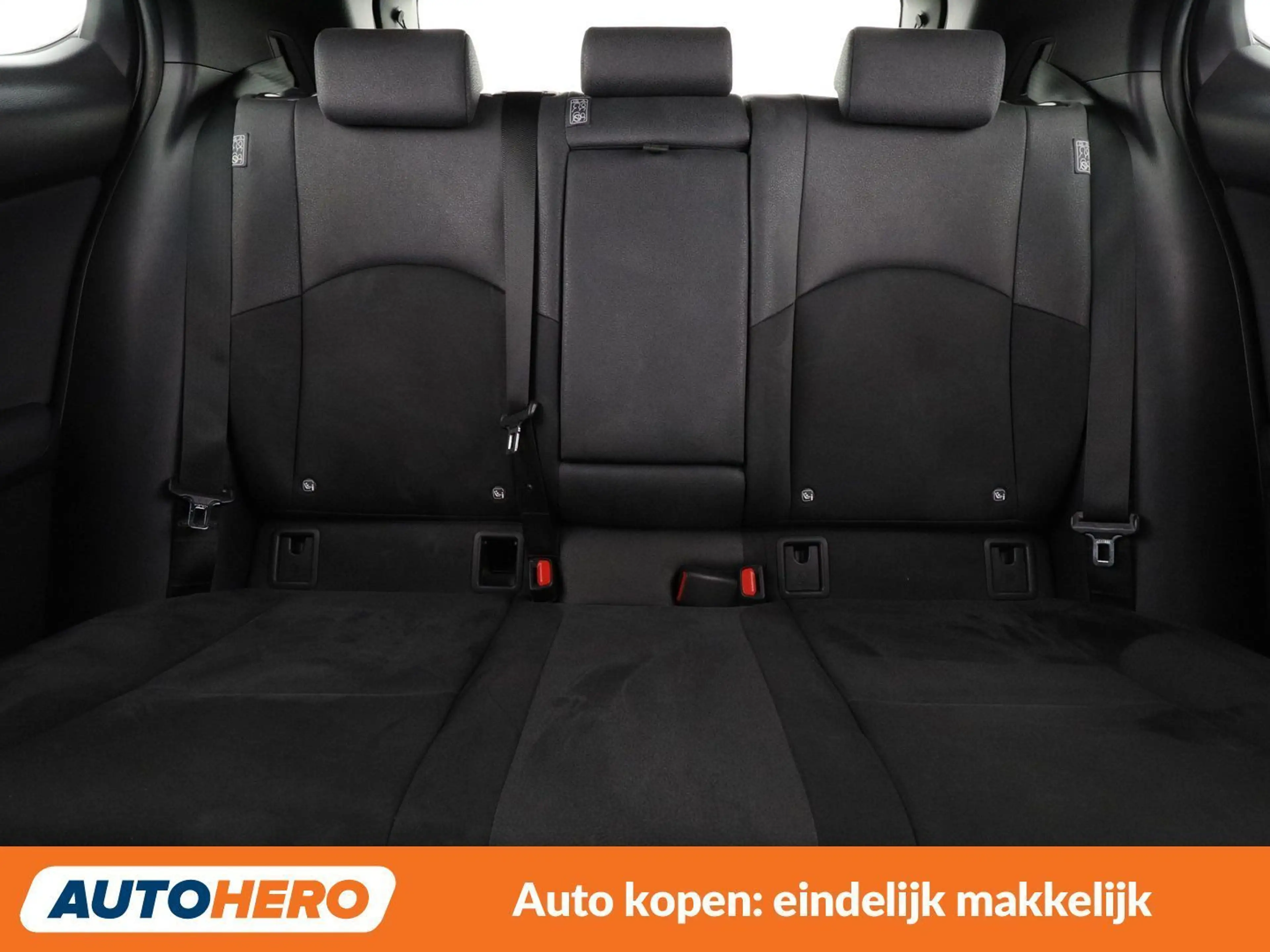 Lexus UX 250h UX 250h Pack Confort Business — photo 15