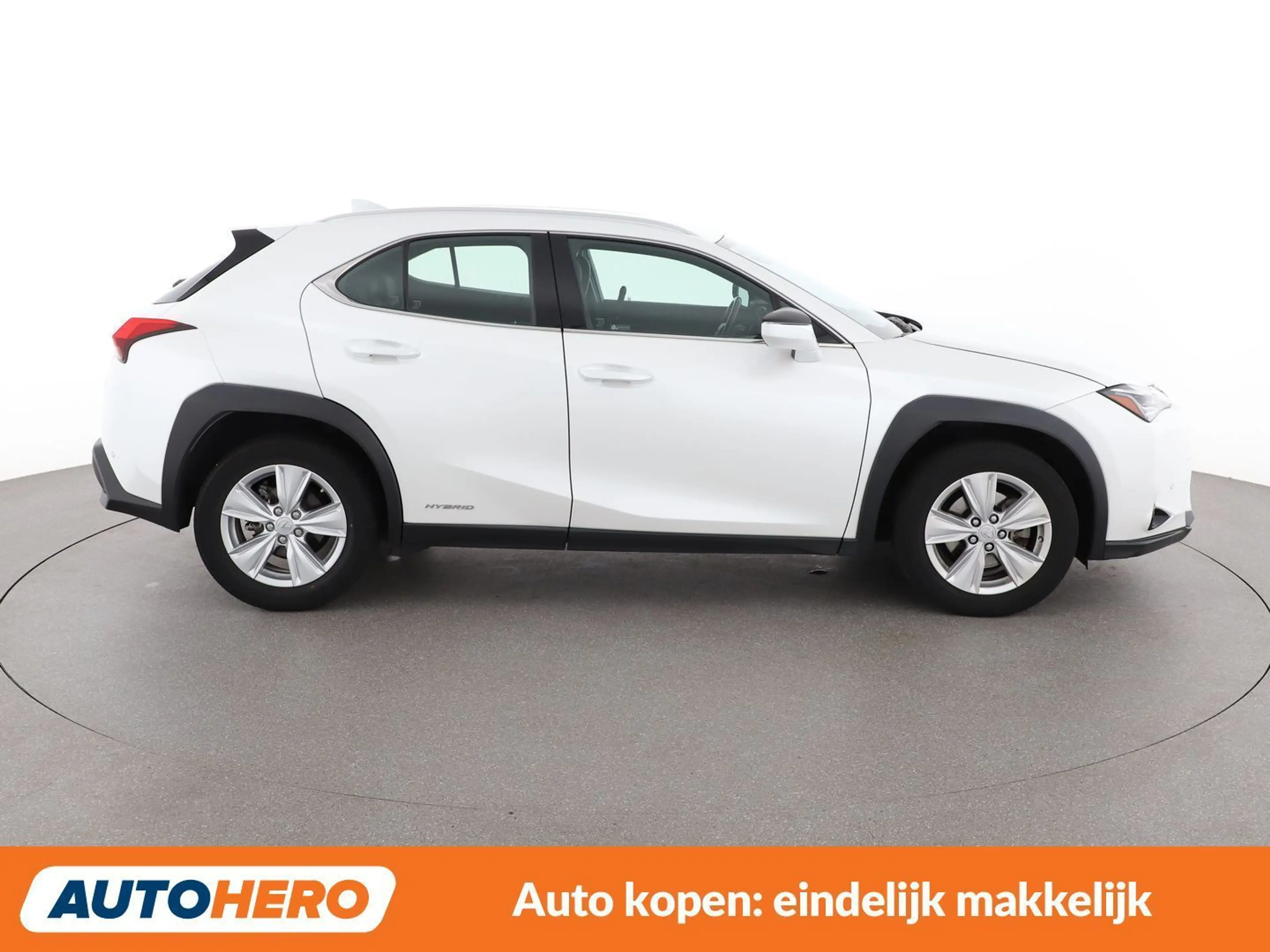 Lexus UX 250h UX 250h Pack Confort Business — photo 7