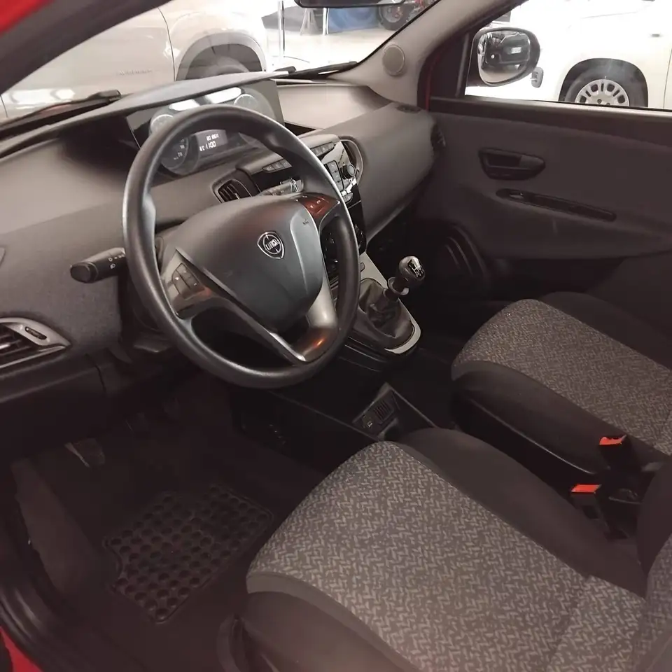 Lancia Ypsilon 2022