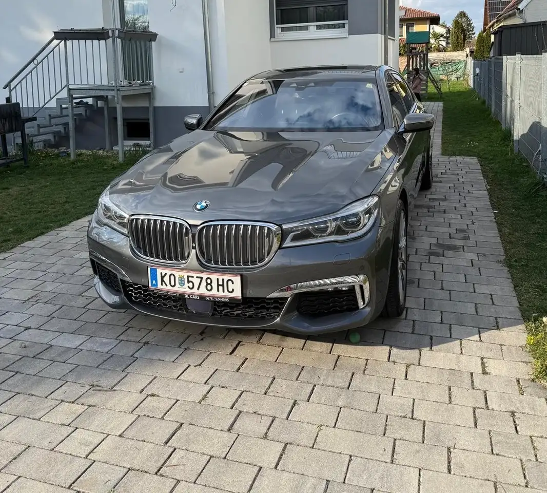 BMW 750
