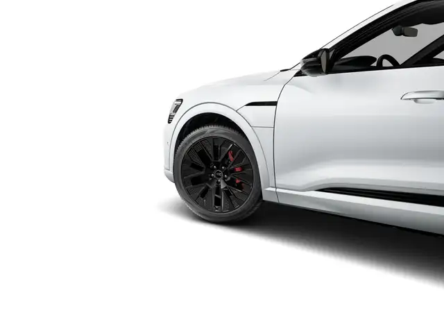 Audi Q8 E-Tron view 3