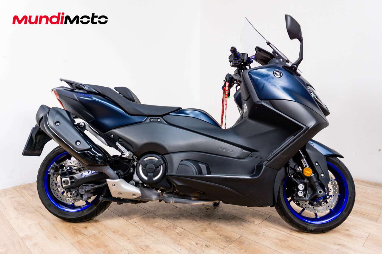 Yamaha TMAX 560