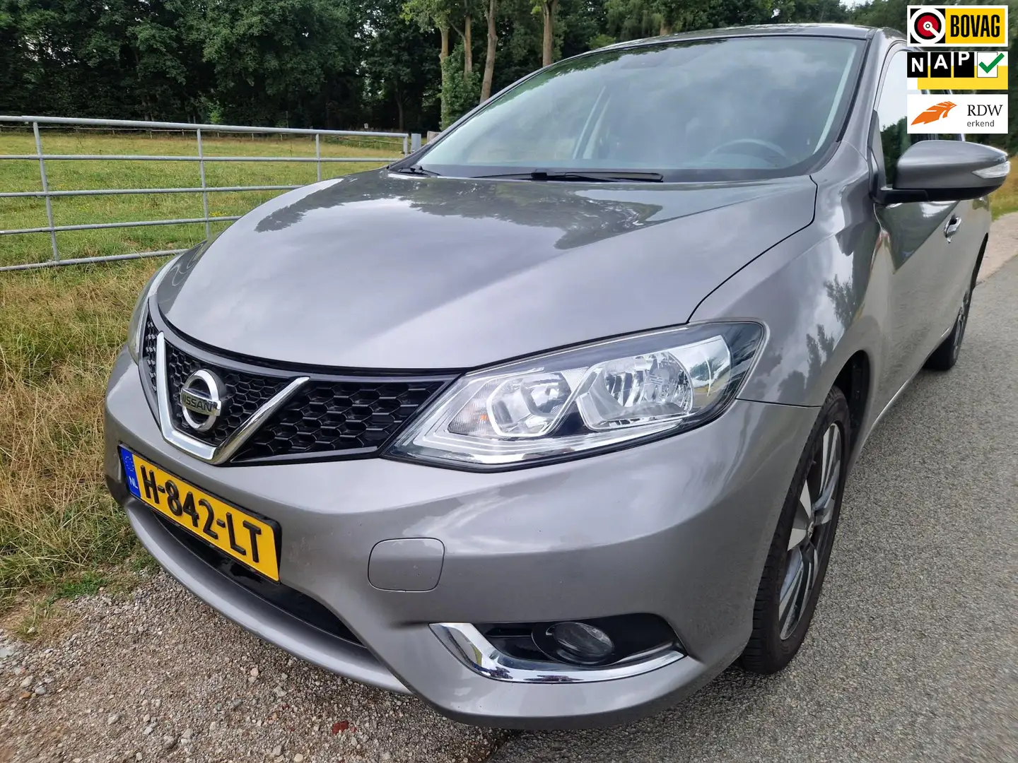 Nissan Pulsar 1.2 DIG-T Black Edition trekhaak dealer ond. Grijs - 1