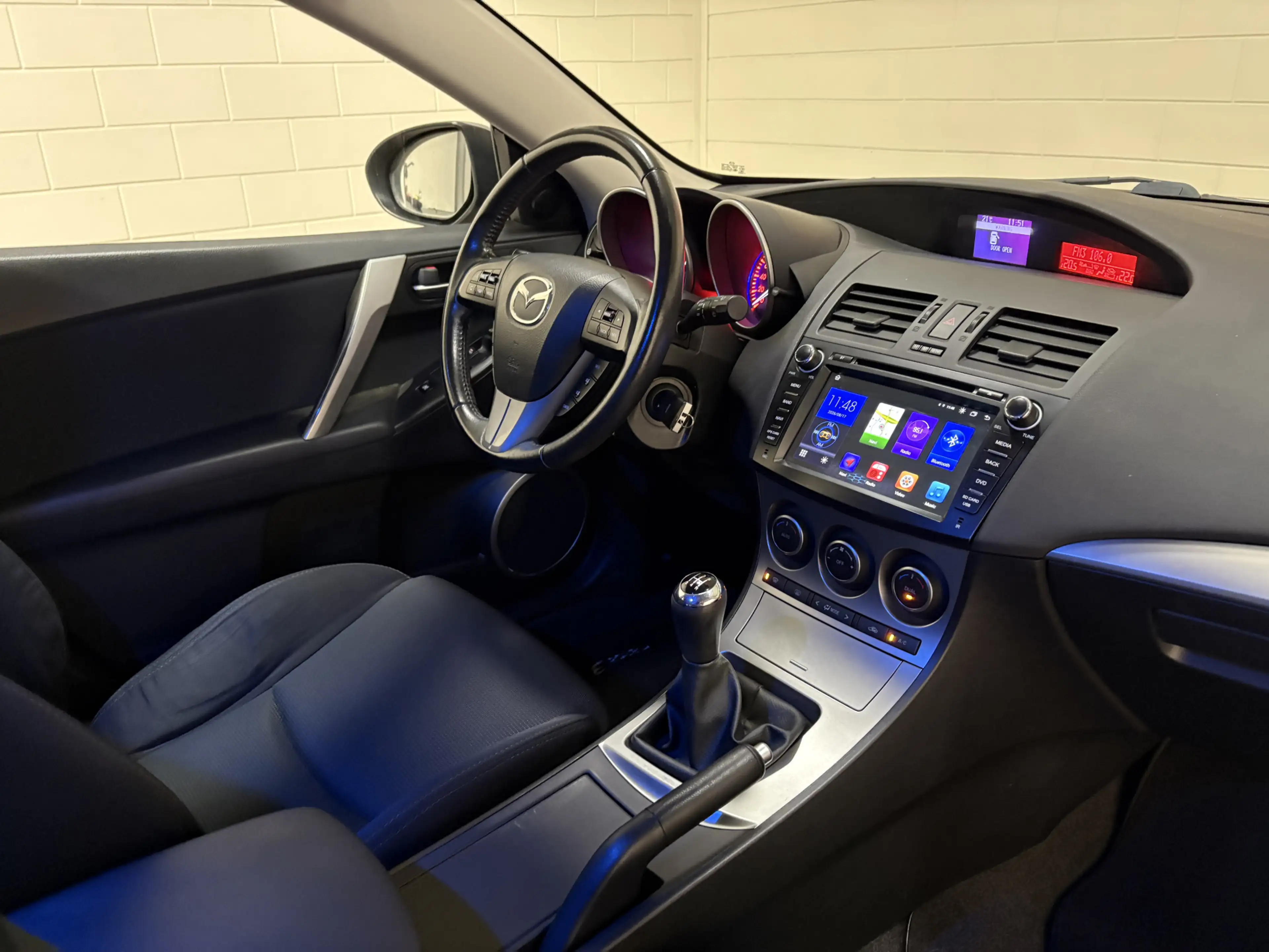 Mazda 3 1.6 GT-M Line, 18 inch, Airco, Cruise, Trekhaak, B — photo 15