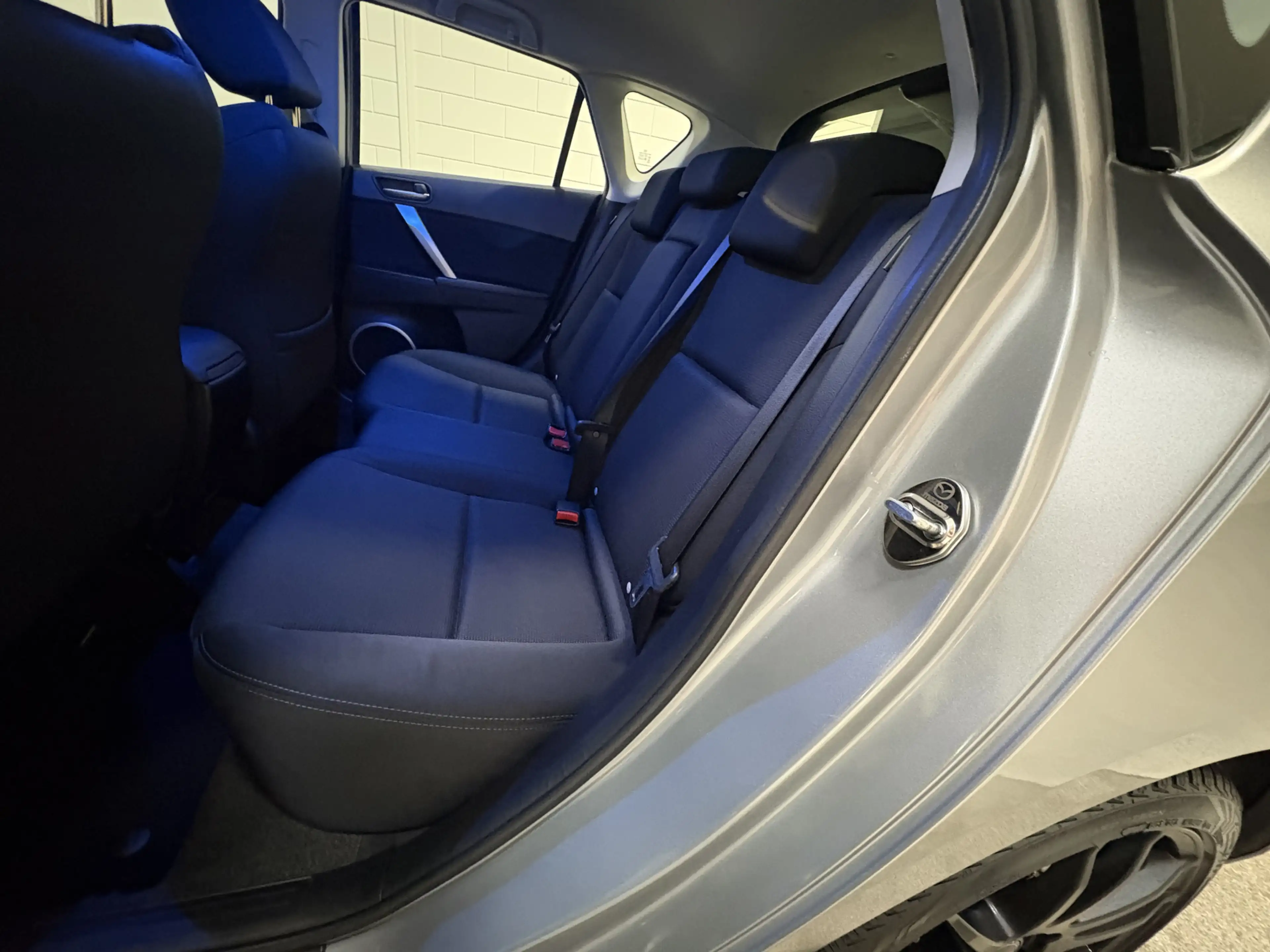 Mazda 3 1.6 GT-M Line, 18 inch, Airco, Cruise, Trekhaak, B — photo 12