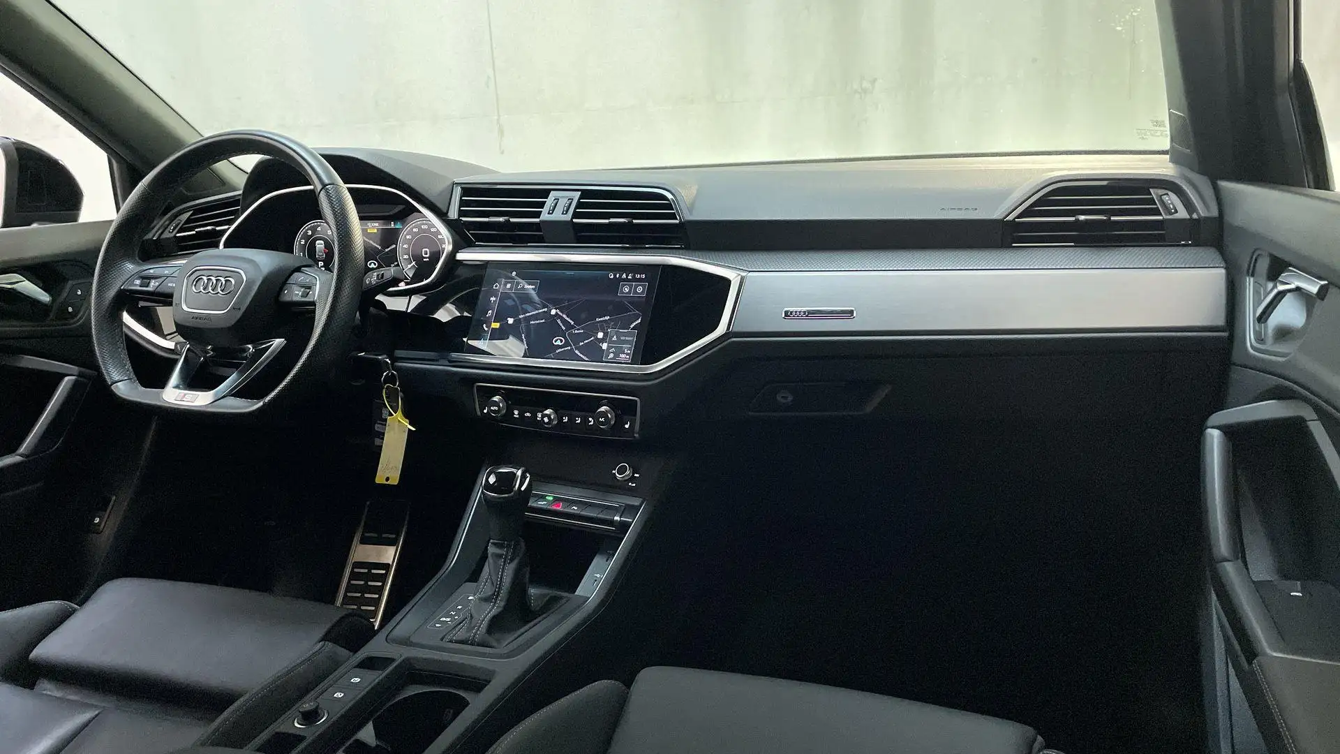 Audi Q3 45 TFSI e S Edition S-Line Leder Virtual Cockpit D Zwart - 2