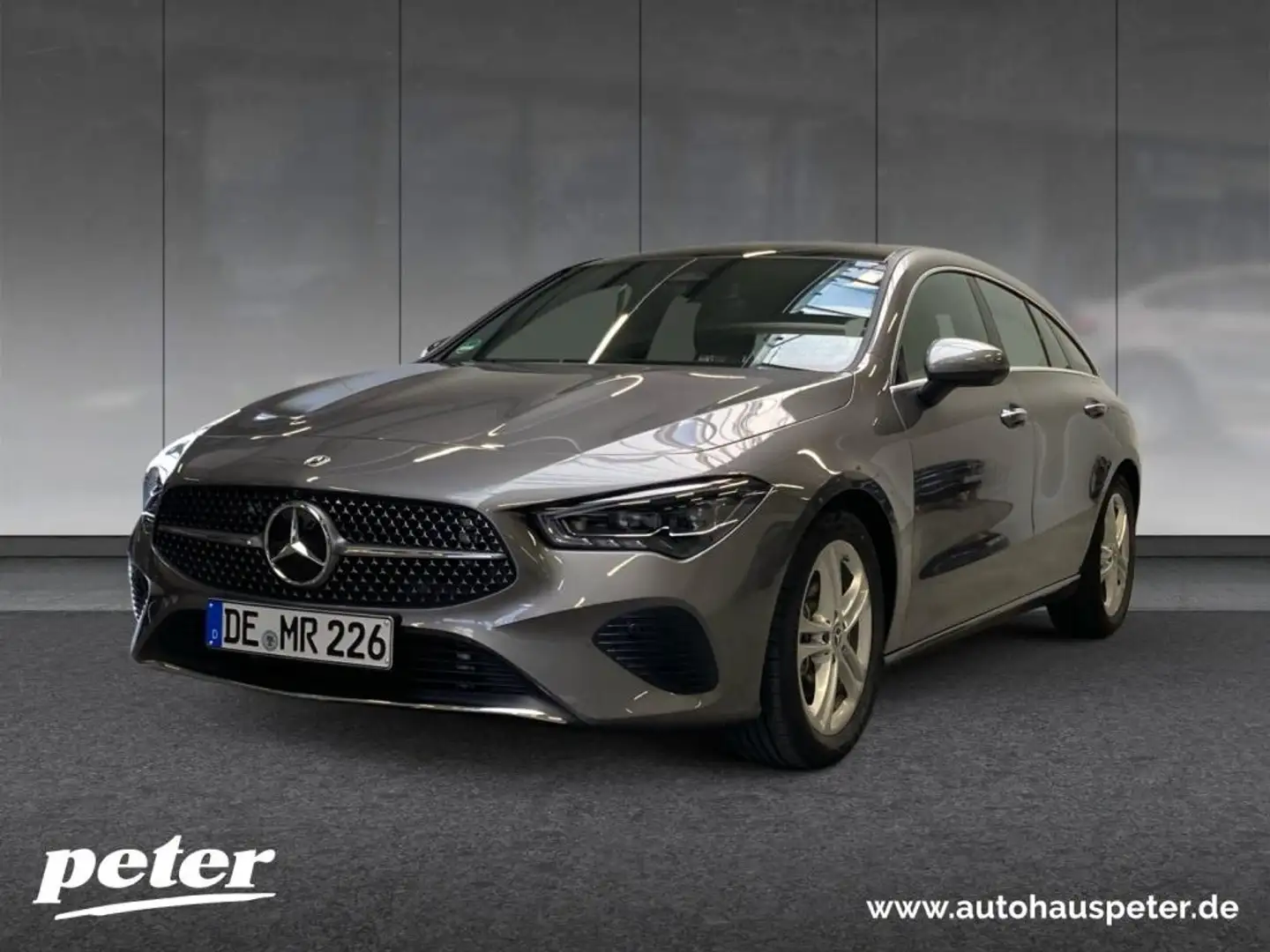 Mercedes-Benz CLA 200 d Shooting Brake Edition Progressive Gris - 1