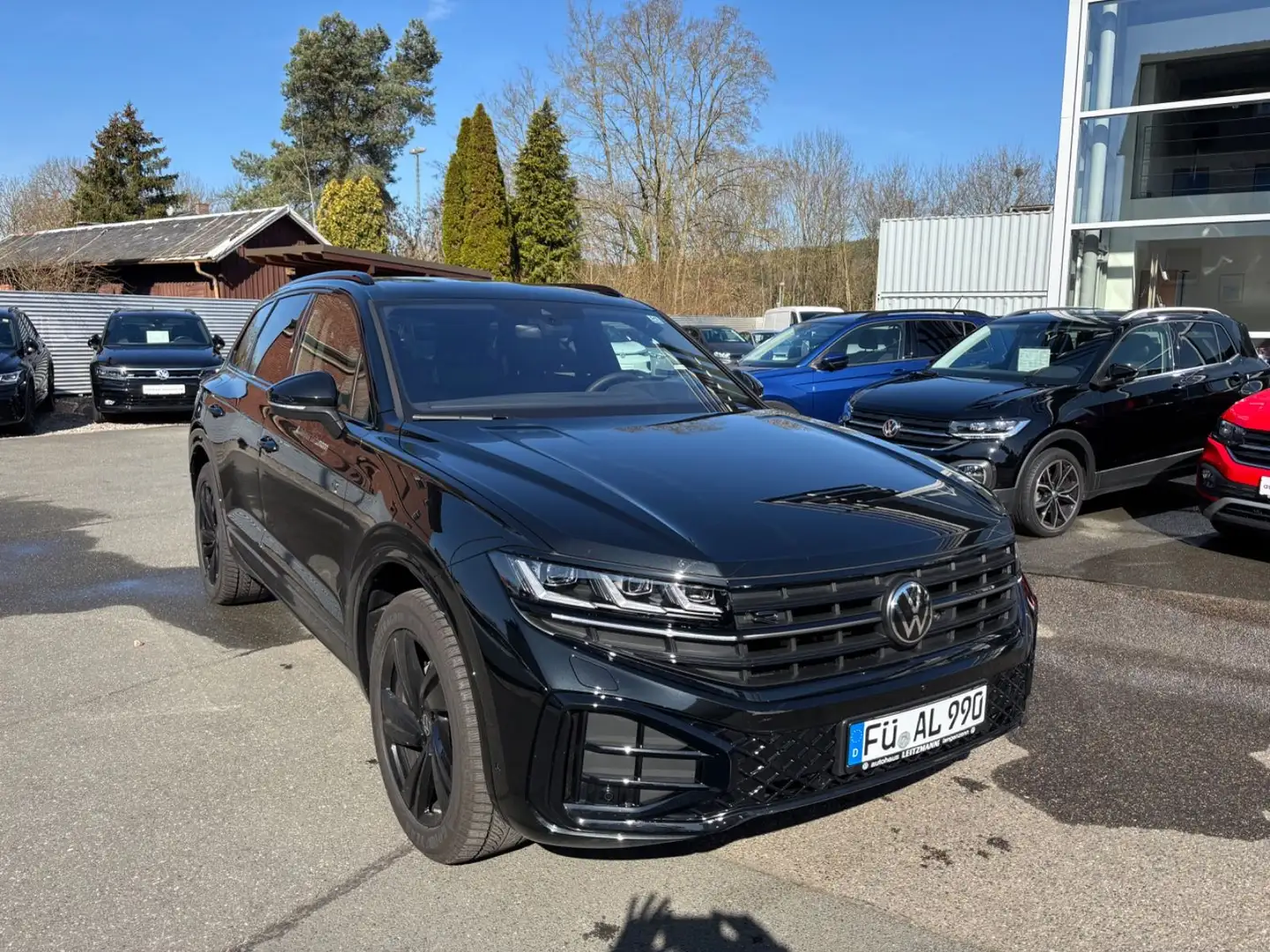 Volkswagen Touareg 3.0 TDI 210 kW 4Motion R-Line Black Styl Schwarz - 1