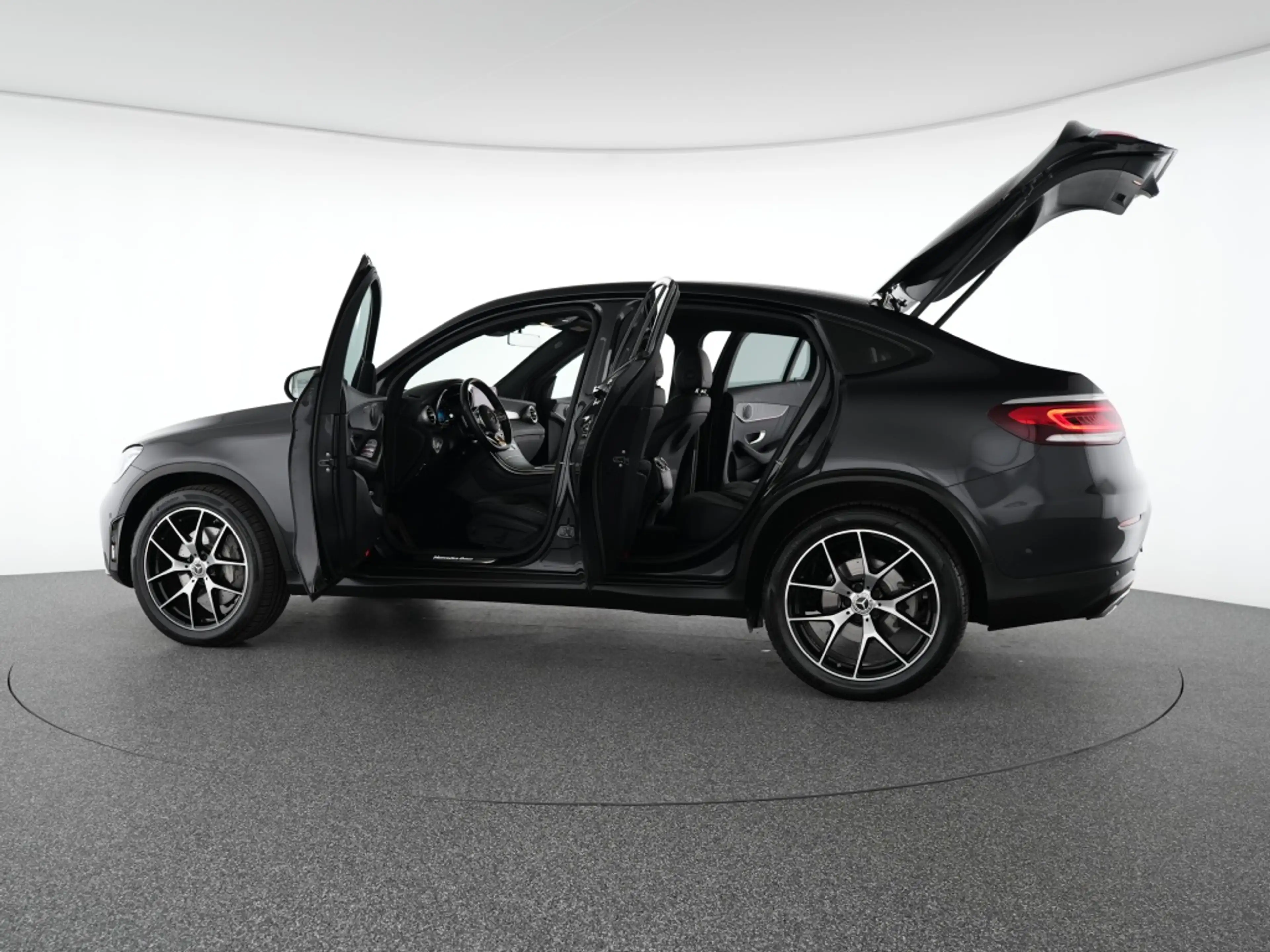 Mercedes-Benz GLC 400 d 4M Coupé AMG Night AHK 20" AMG LED 360° — photo 14