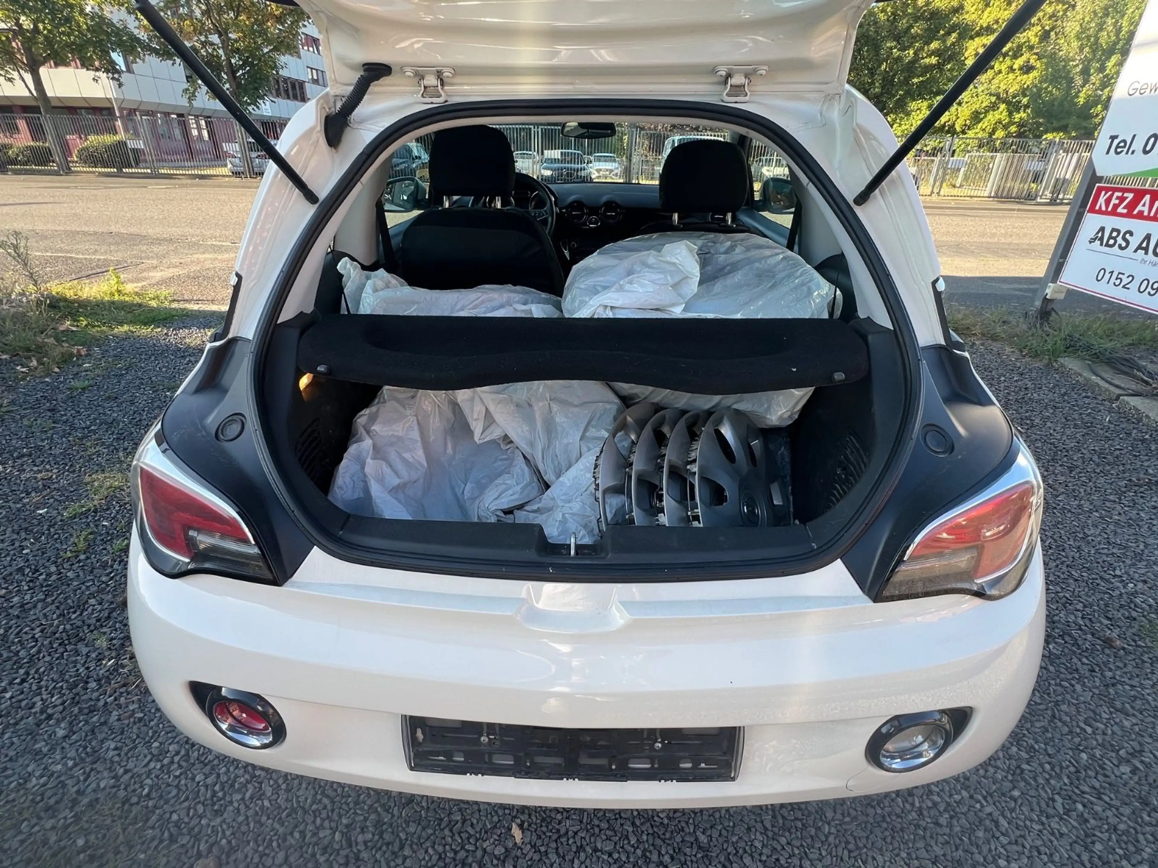 Opel Adam Jam TÜV NEU — photo 10