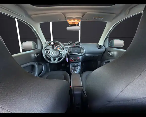 smart Fortwo view 10