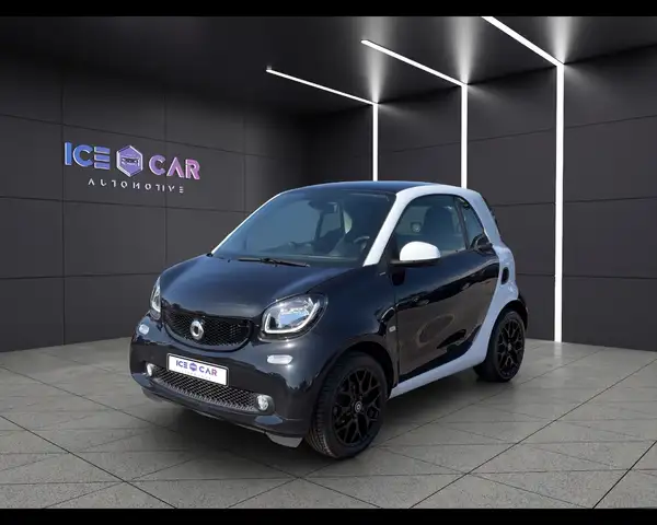 2018 smart Fortwo in Black for sale