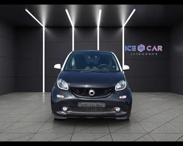 smart Fortwo view 2