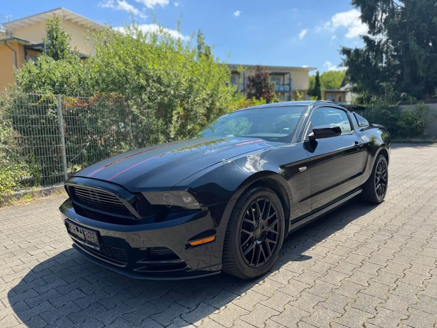 Ford Mustang 3.7 Autom - Leder - Чёрный - 1