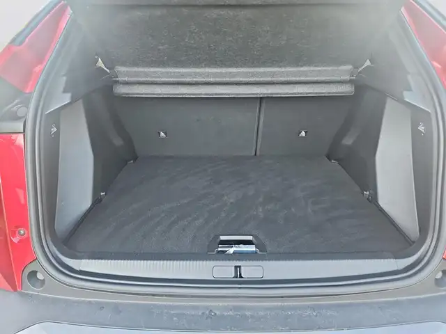 Peugeot 2008 view 7