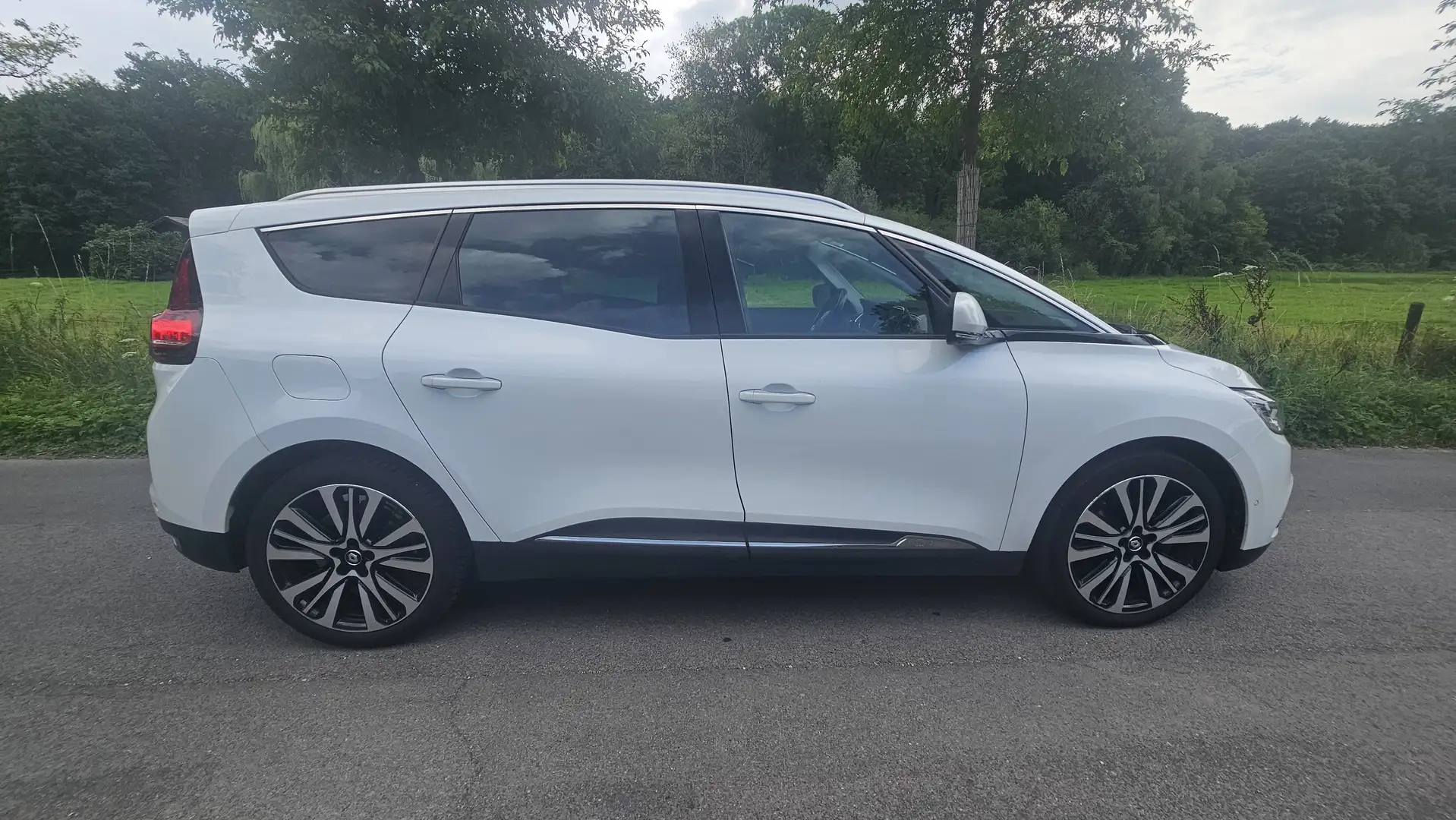 Renault Grand Scenic Grand Scenic ENER. TCe 130 INITIALE PARIS Blanco - 2