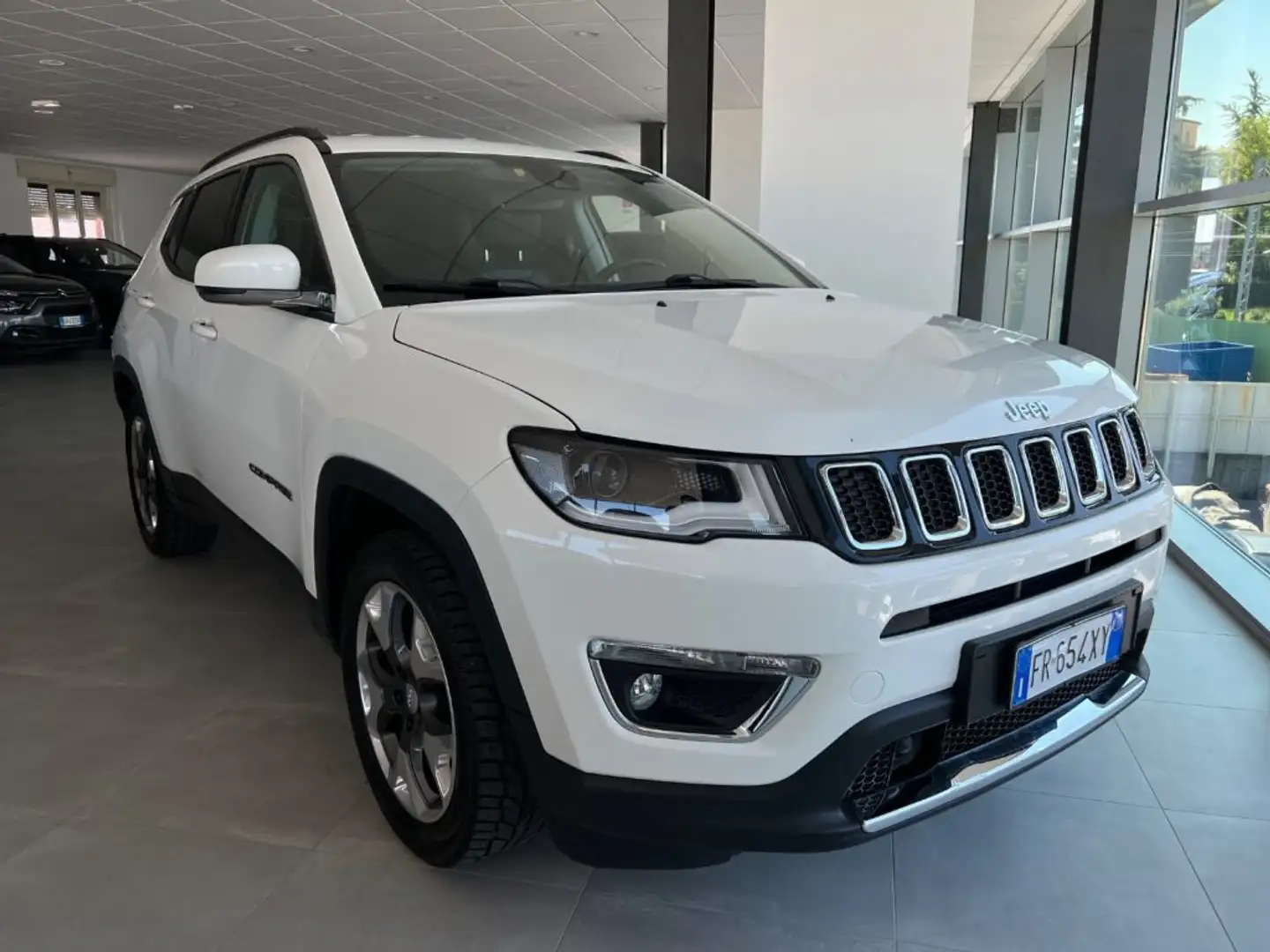 Jeep Compass 1.4 MultiAir 2WD Limited Blanc - 2
