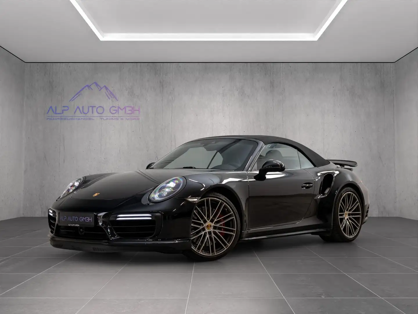 Porsche 911 991.2 Turbo Cabrio/CARBON/LED/APPROVED/2.HD/ACC Schwarz - 1
