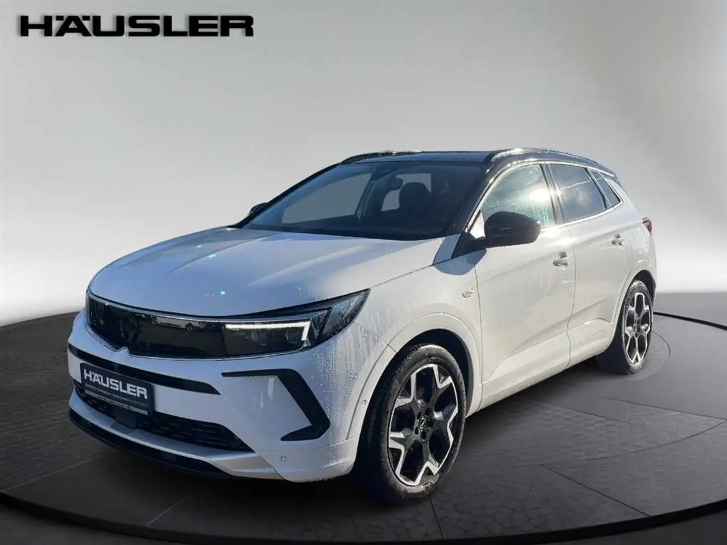 Opel Grandland X Hybrid Ultimate mit AHK*LED*ACC*uvm. Weiß - 1