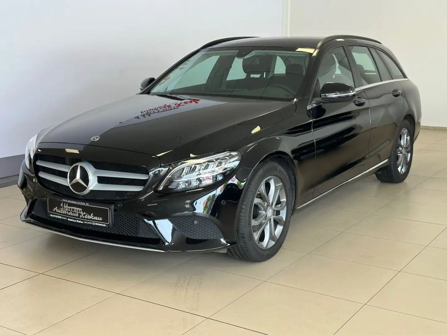 Mercedes-Benz C 220 d T 9G-TRONIC+AHK+Business Plus +Carplay+ Negro - 2