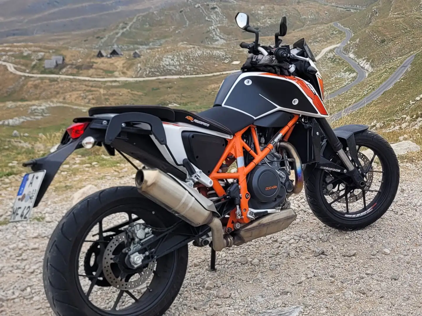 KTM 690 Duke - 2