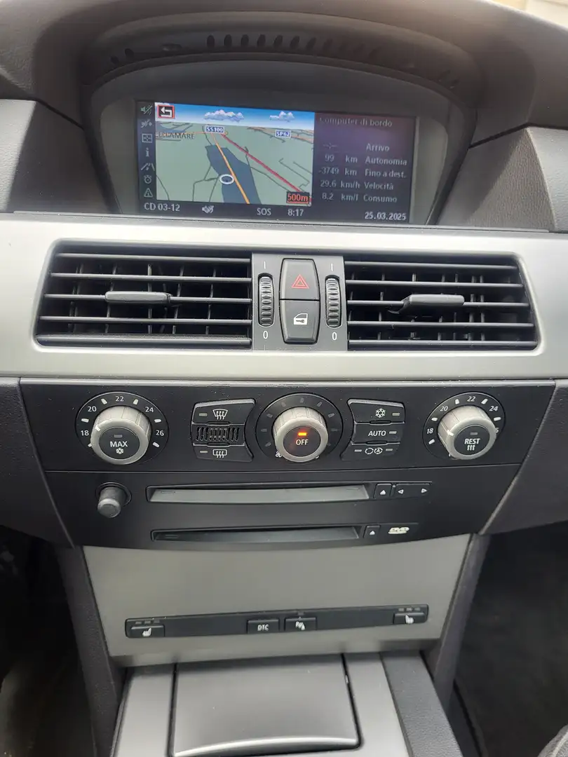 BMW 530 530d+Touring+Platinum Nero - 2